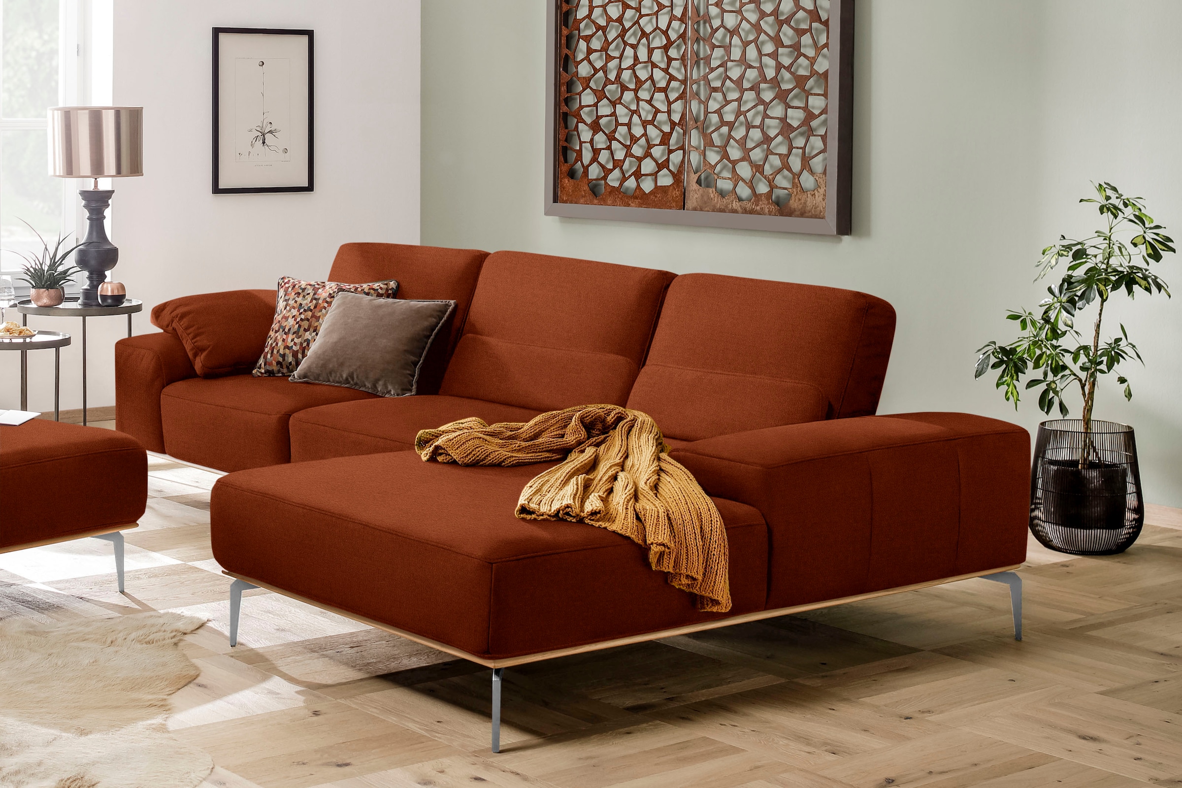 W.SCHILLIG Ecksofa "run, Designsofa mit tollem Sitzkomfort, bequem, L-Form" mit elegantem Holzsockel, Füße in Chrom glänzend, Breite 319 cm