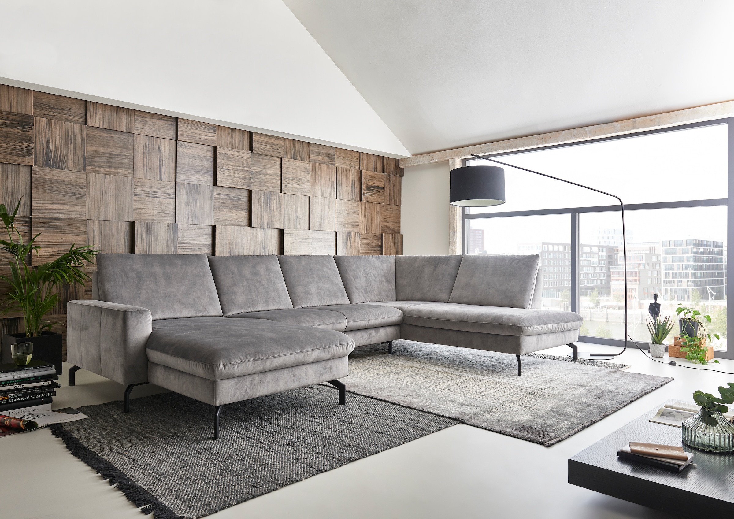 Die PlanBar Wohnlandschaft wahlweise mit Kopfstützen und Sitztiefenverstellung