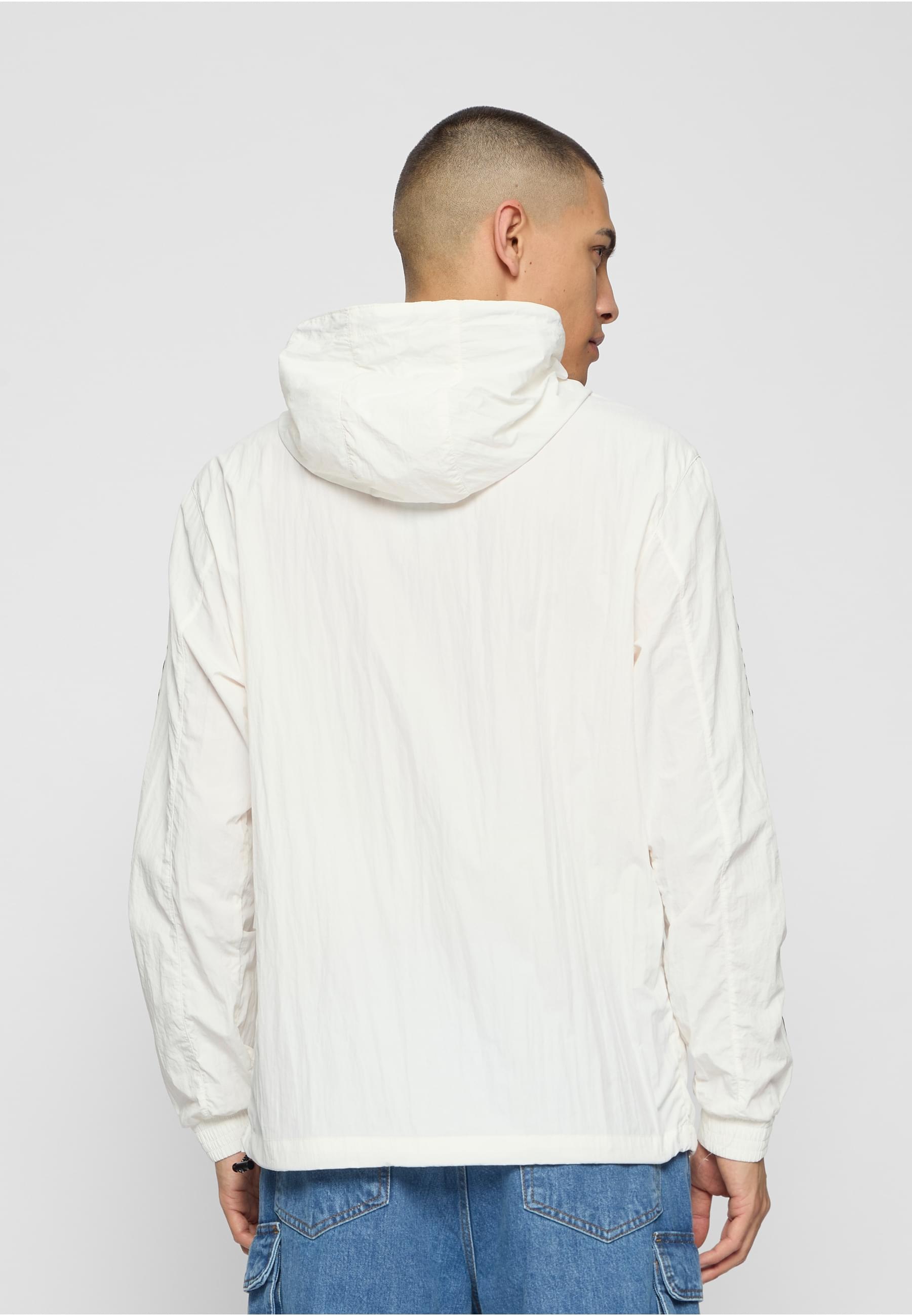 URBAN CLASSICS Trainingsjacke »Urban Classics Herren Crinkle Nylon Pull Over Jacket«, (1 St.), mit Kapuze
