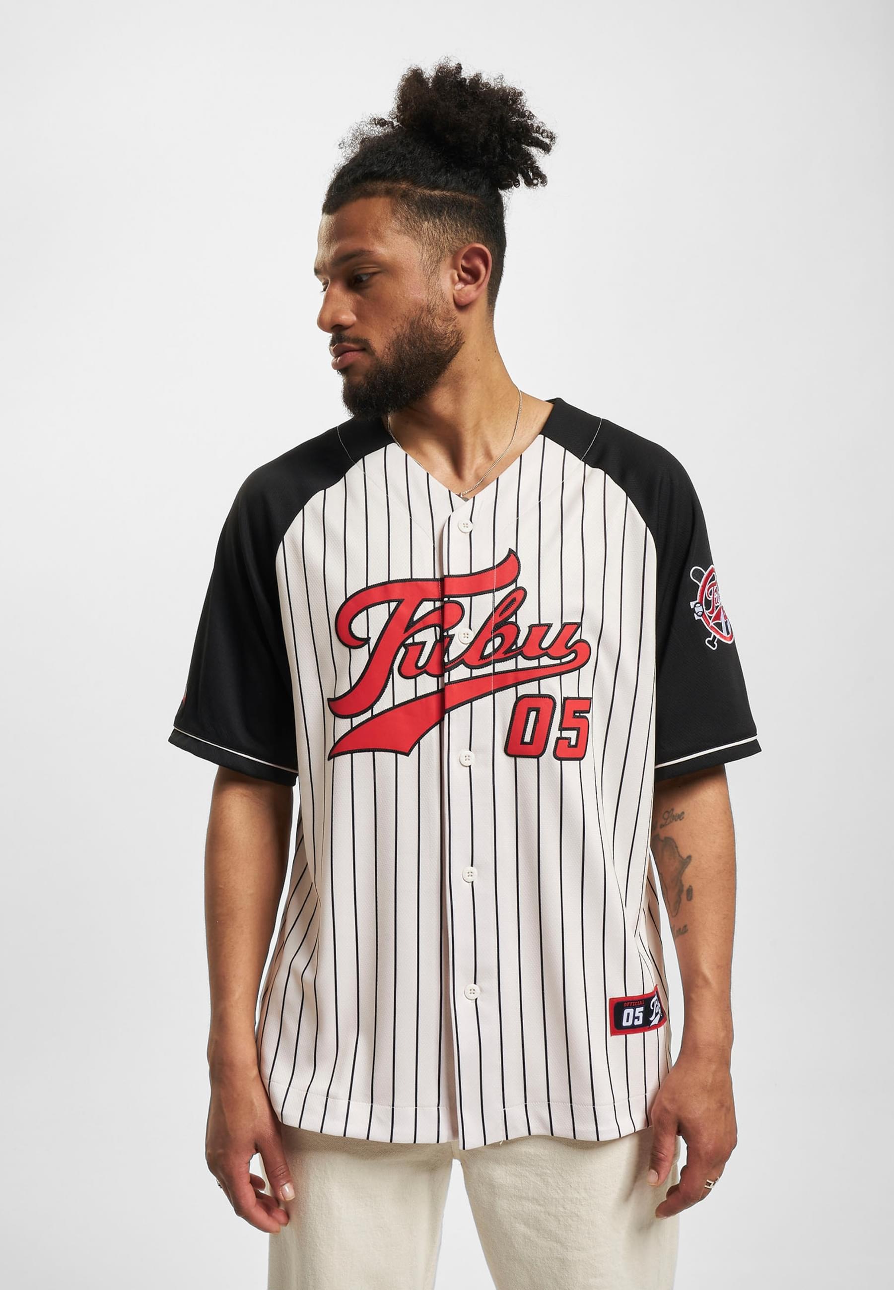 Fubu T-Shirt »Fubu Herren FM231-008-1 FUBU Varsity Pinstriped Baseball Shirt«, (1 tlg.)
