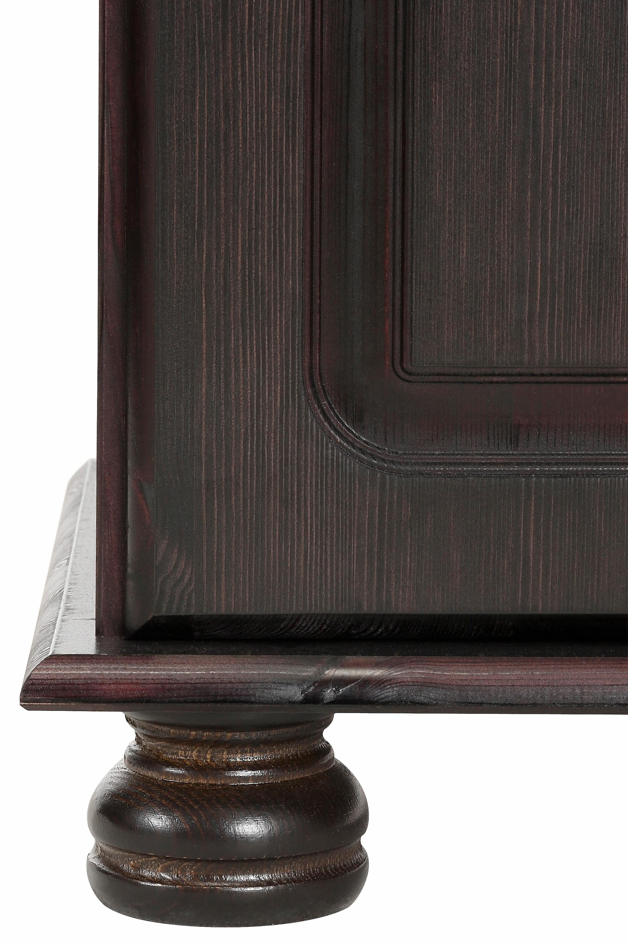 Home affaire Sideboard »Mette«, Kommode mit gefrästen, kugelförmigen Füßen, Breite 120 cm