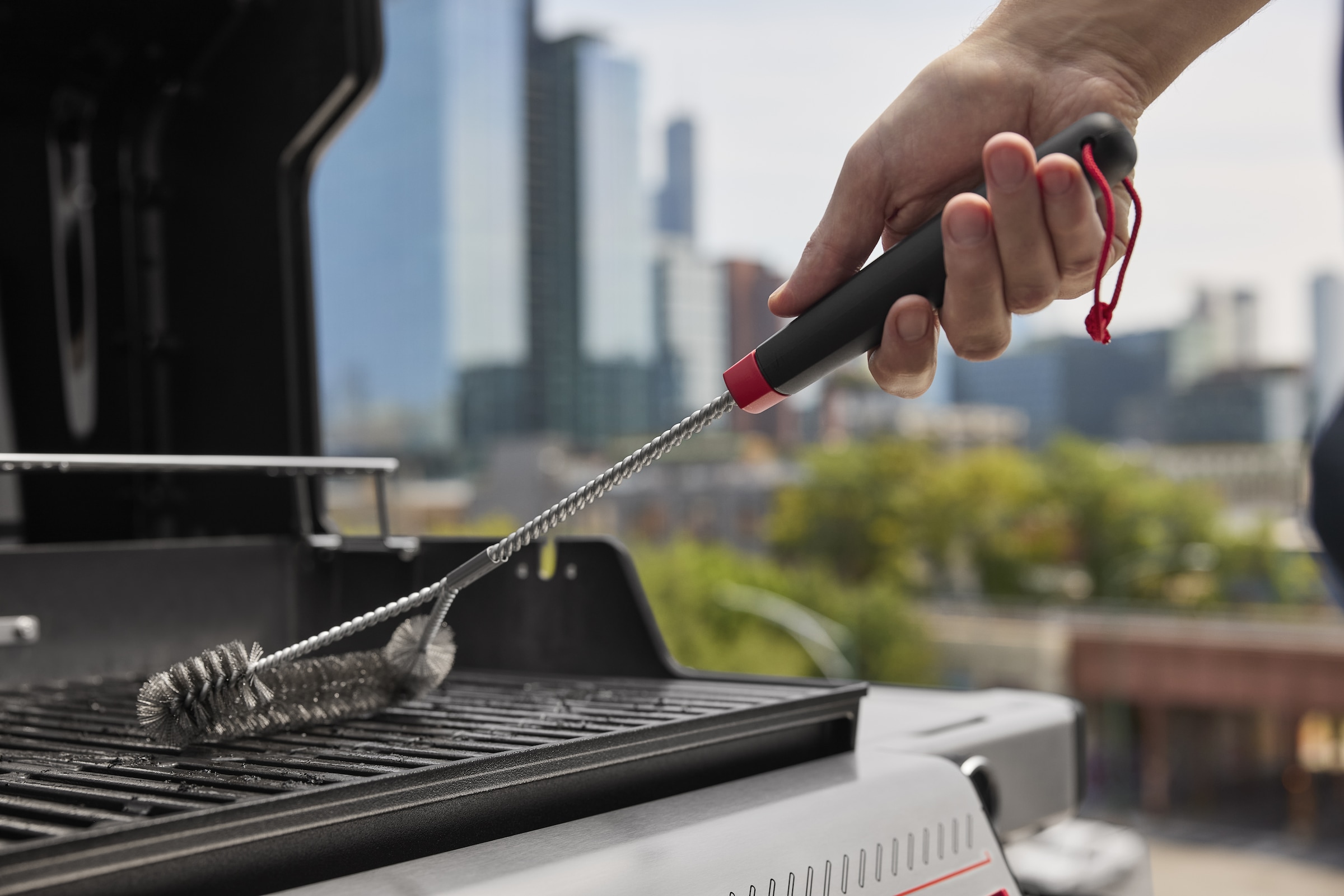 Weber Gasgrill »SPIRIT E-210 (2025)« Edelstahl Flavorizer Bars, Snap Jet Zündung