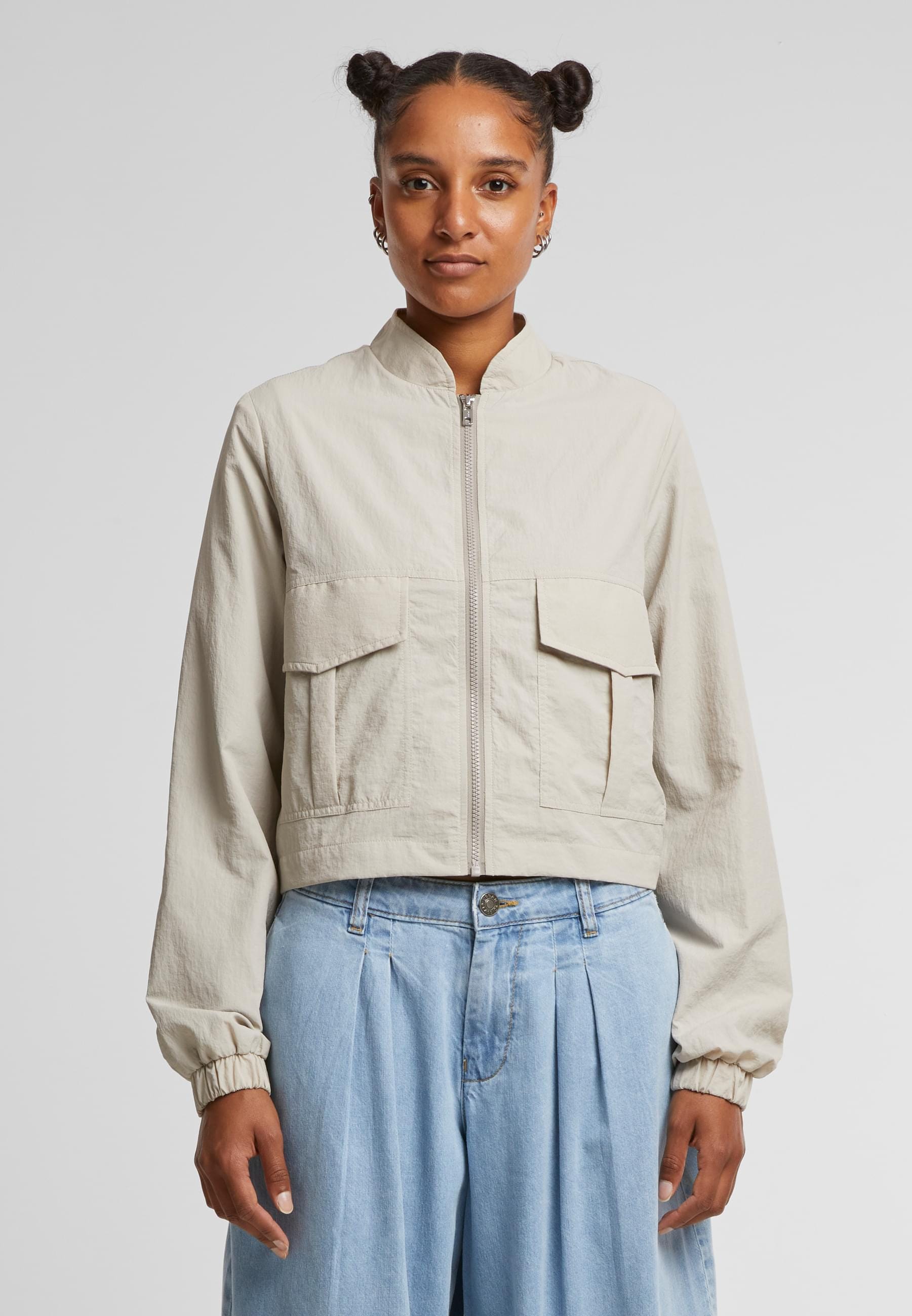 URBAN CLASSICS Windbreaker »Urban Classics Ladies Short Crinkle Jacket«, (1 St.), mit Kapuze