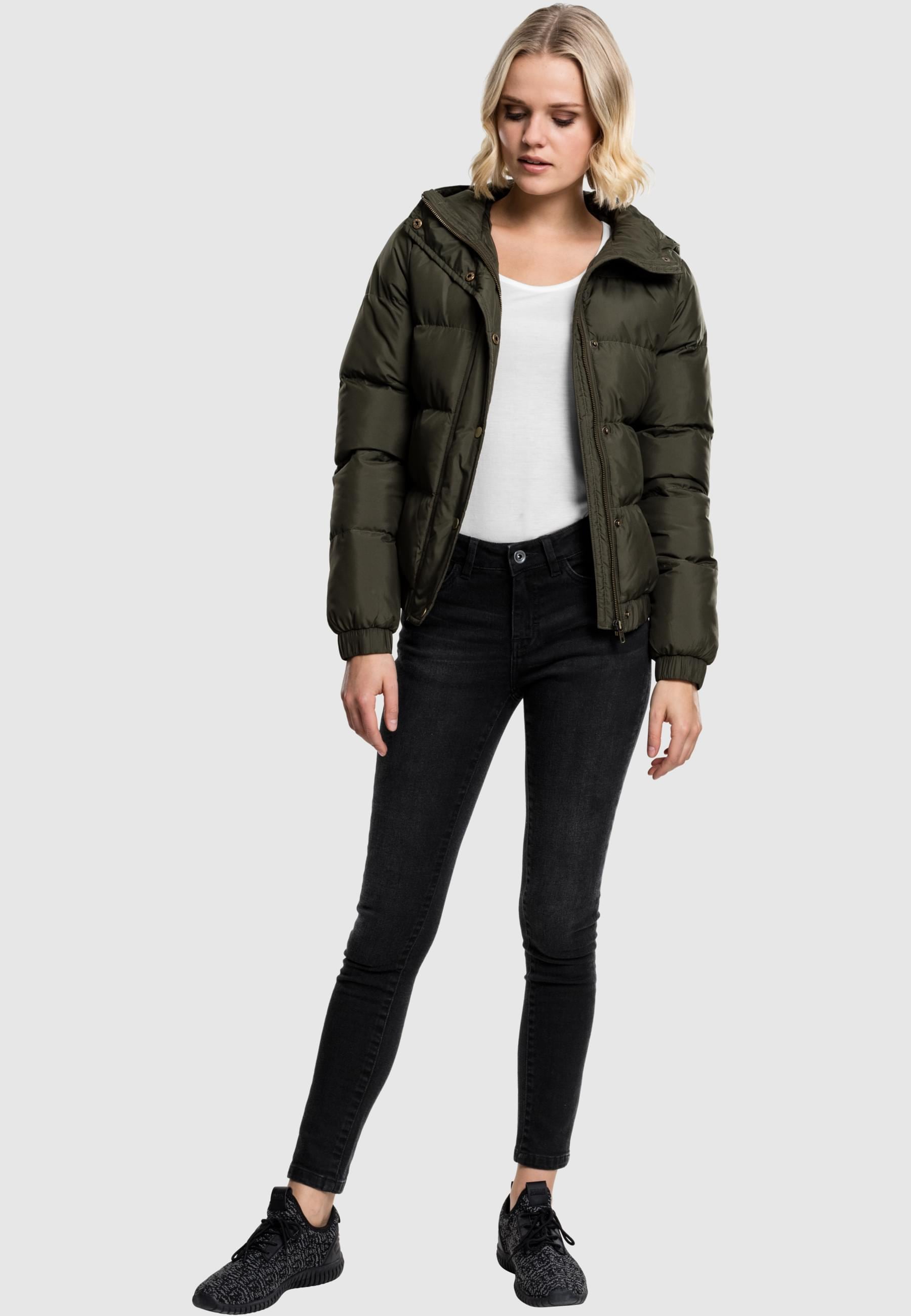 URBAN CLASSICS Winterjacke »Urban Classics Damen Ladies Hooded Puffer Jacket«, (1 St.), mit Kapuze