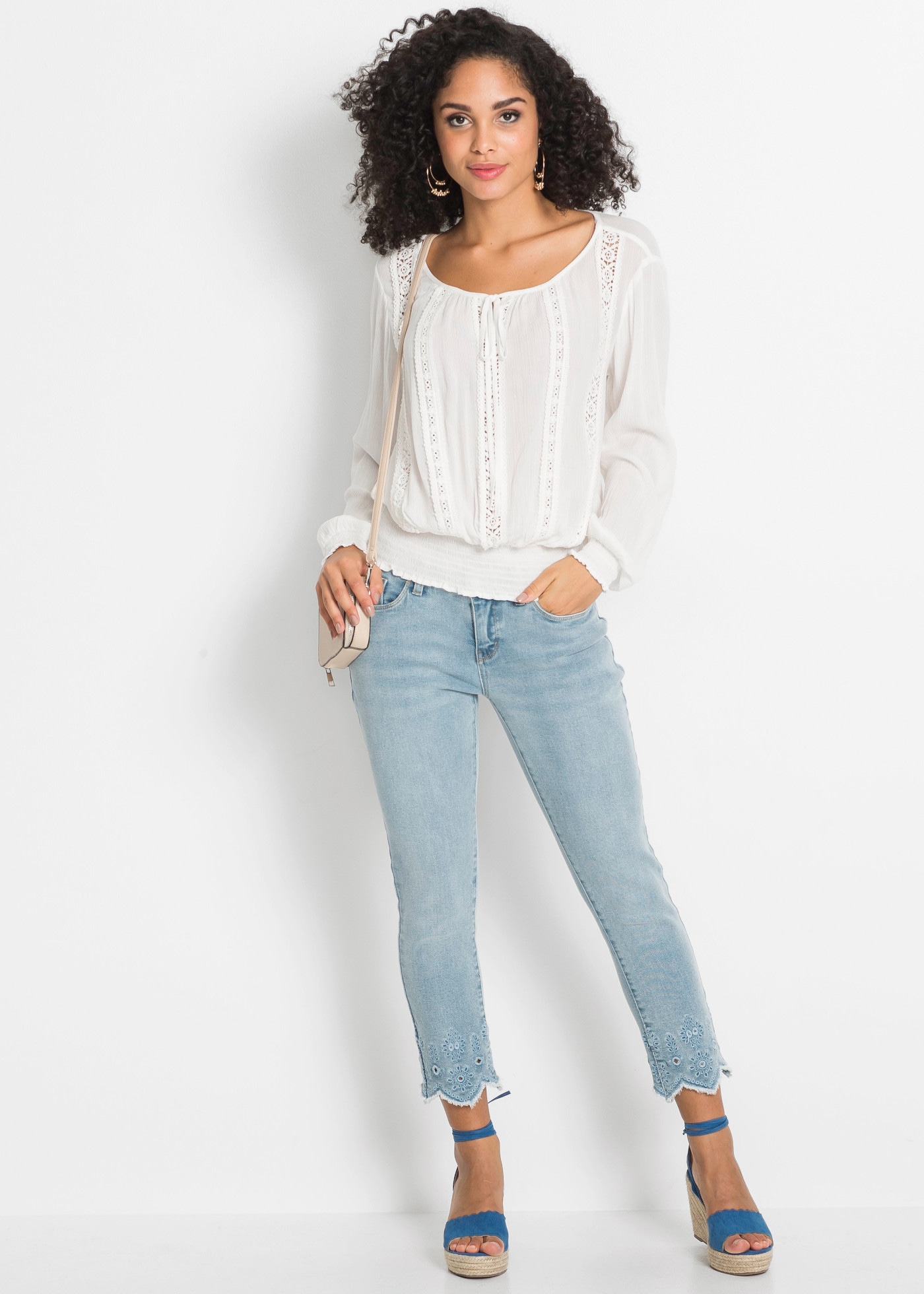 bonprix Schlupfbluse mit Crochet Spitze, aus Viskose, ohne Knöpfe