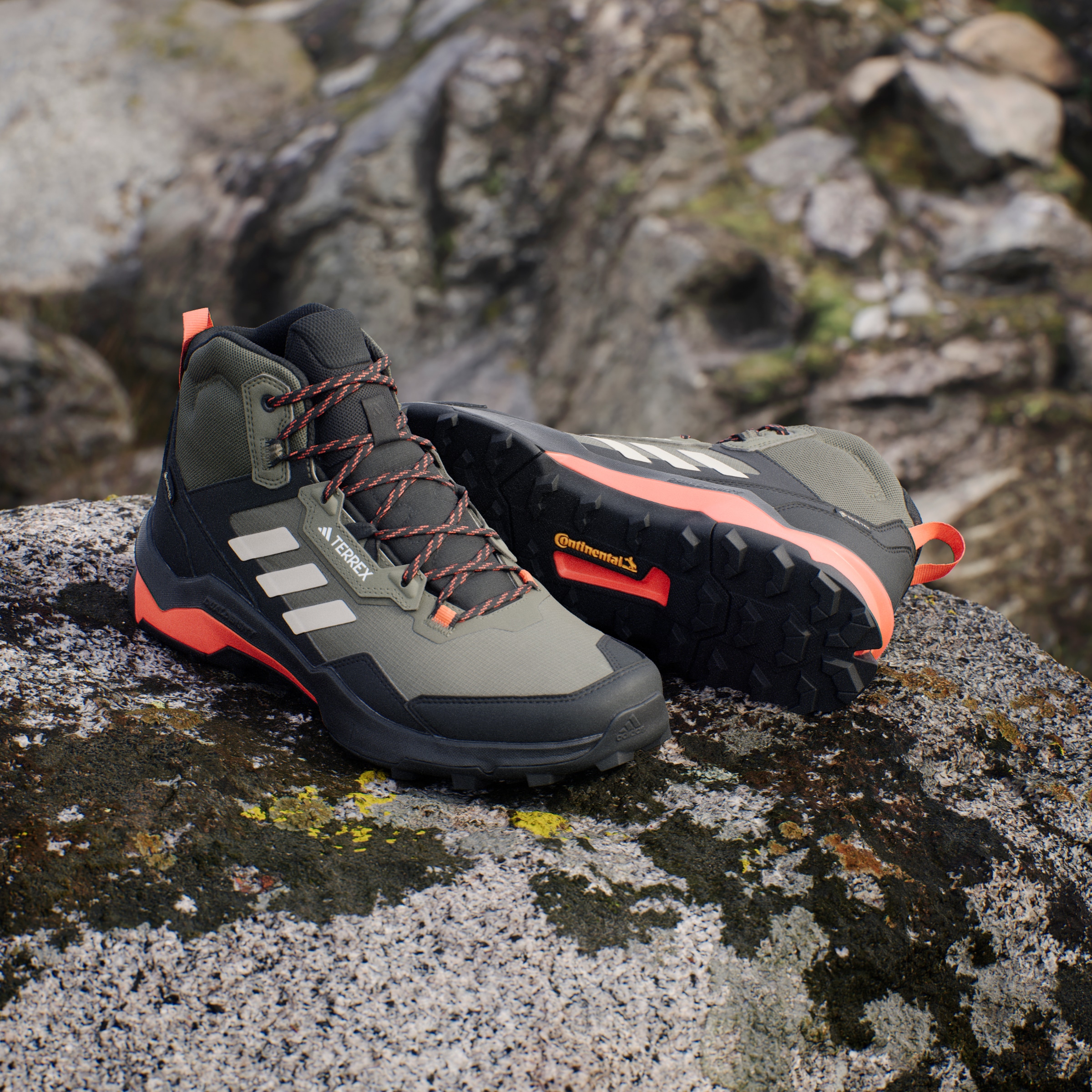 adidas TERREX Wanderschuh »TERREX AX4 MID GORE-TEX«, wasserdicht