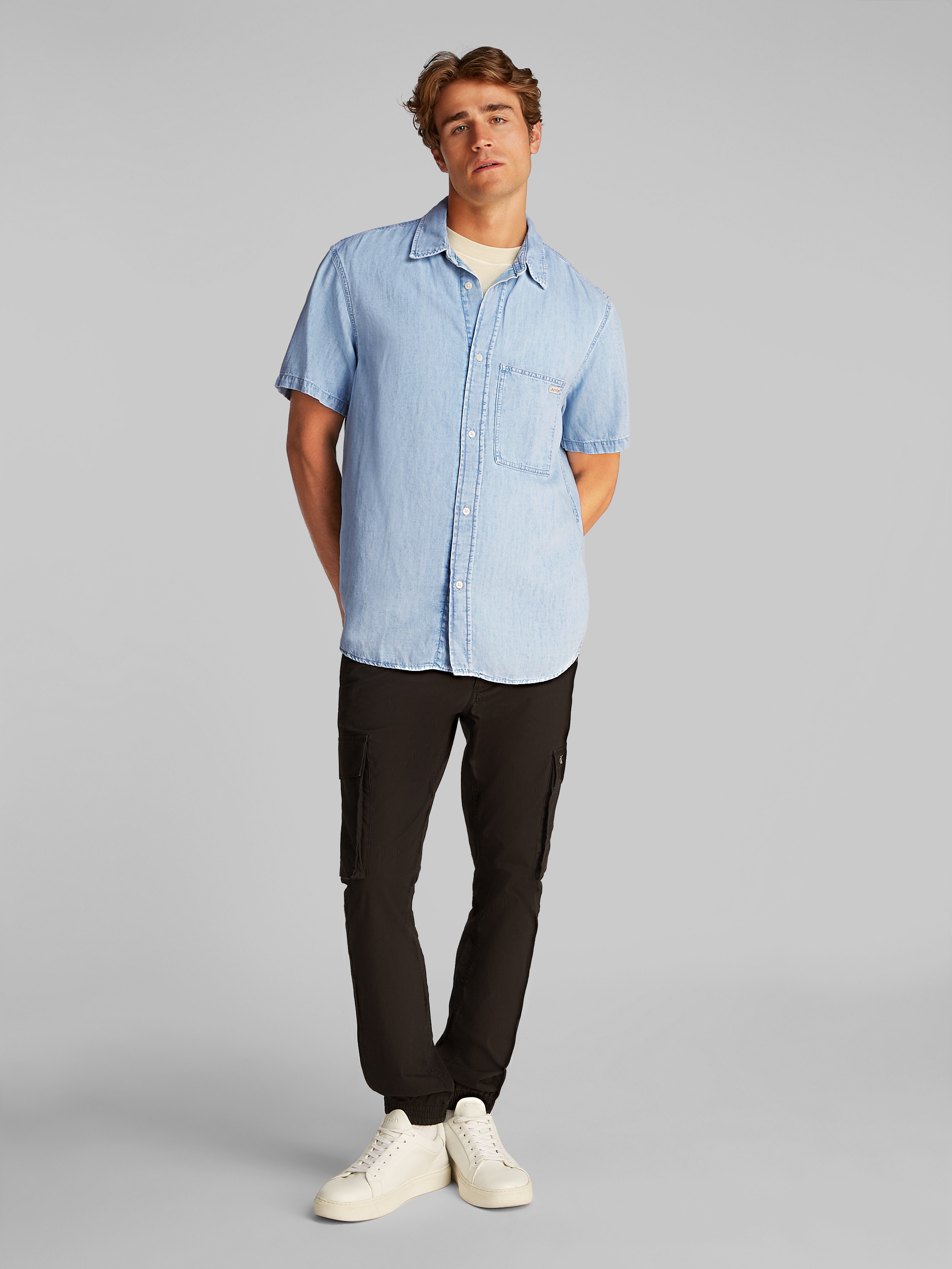 Thumbnail - Calvin Klein Jeans Kurzarmhemd "REGULAR SS DENIM SHIRT" in hellblauer Waschung