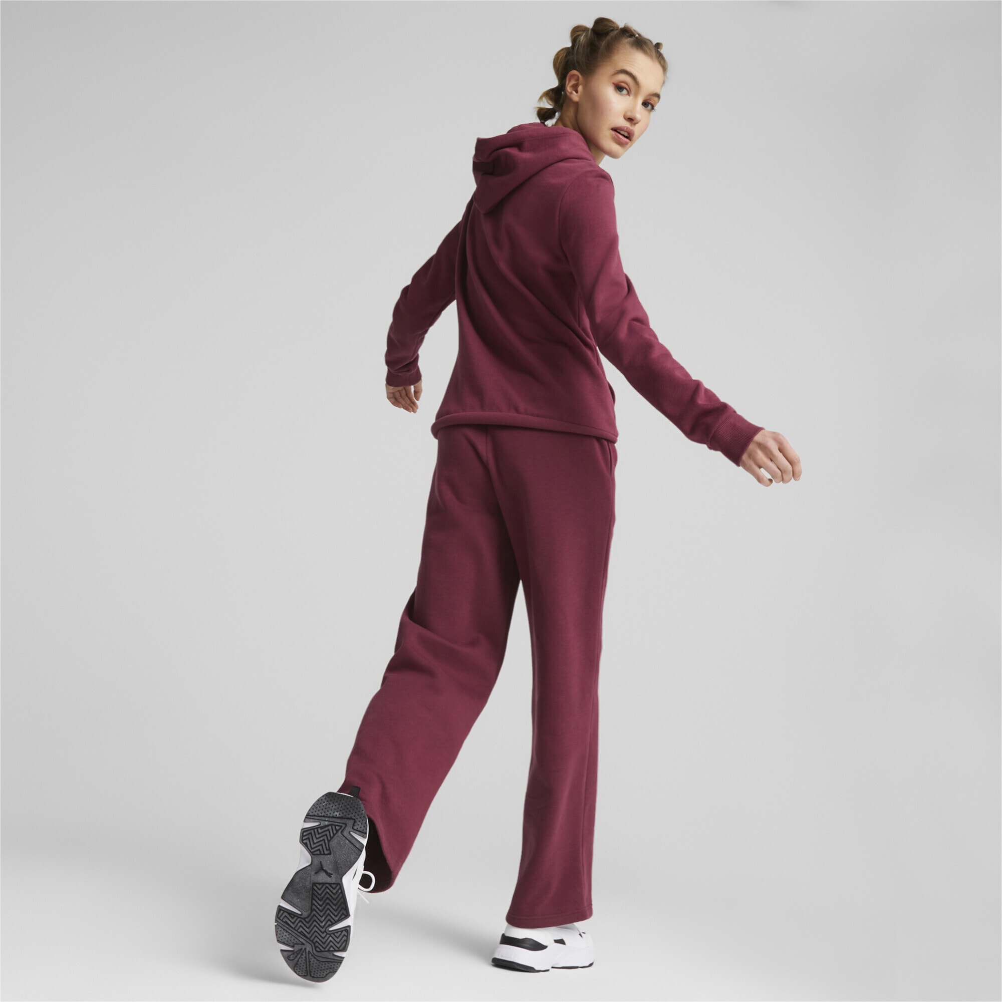 PUMA Sporthose »ESS+ Straight Leg Jogginghose Damen«