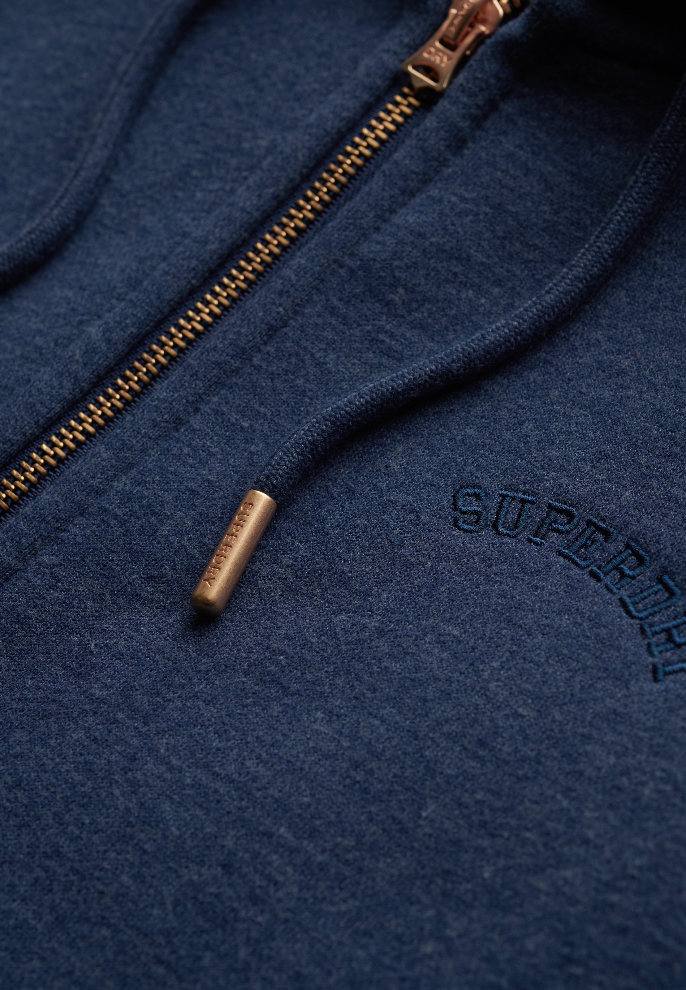 Superdry Kapuzensweatjacke »ESSENTIAL LOGO ZIPHOOD HB«