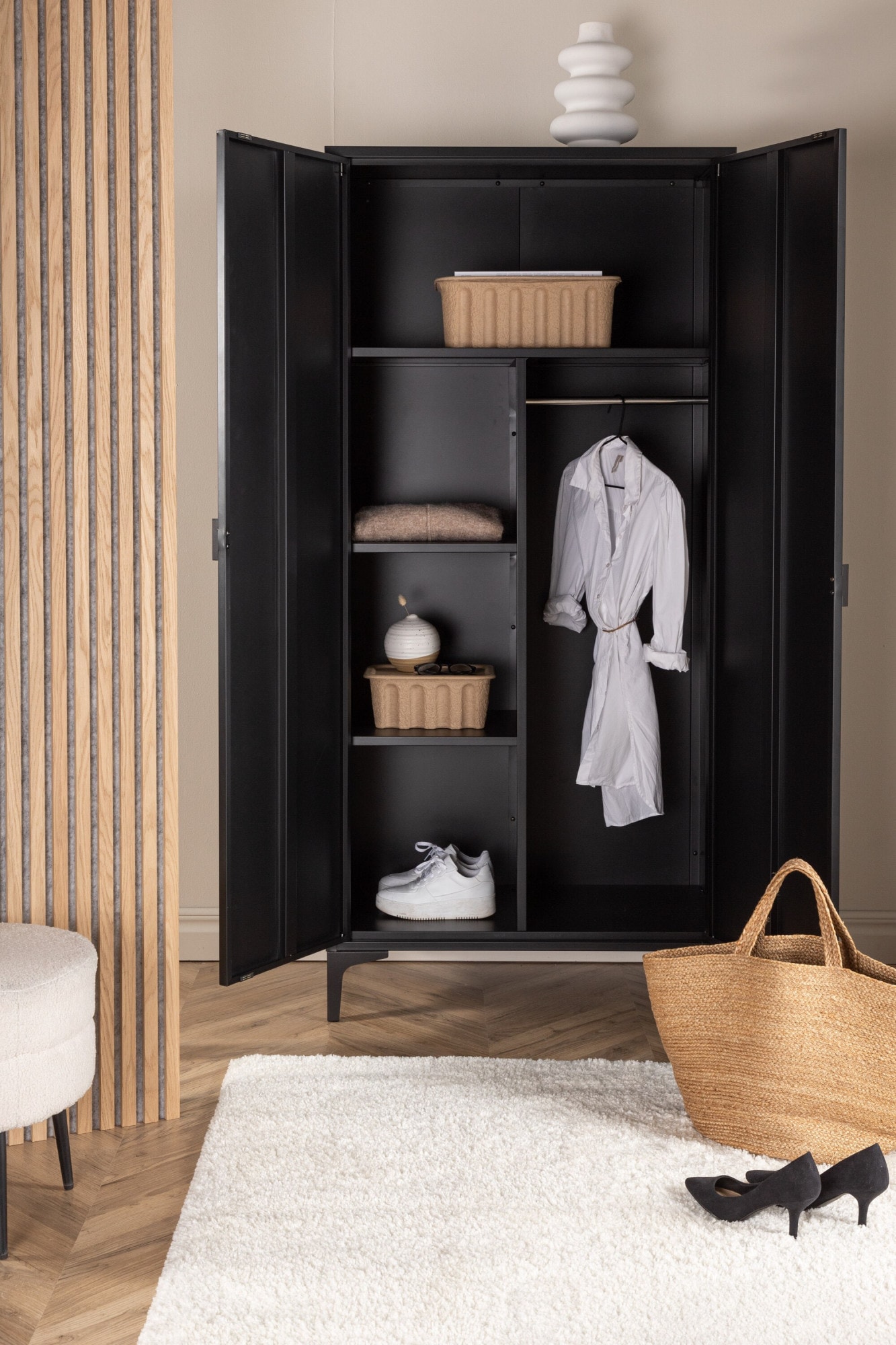 Venture Home Garderobenschrank »Piring, Stauraumschrank aus Stahl, 2 Türen, Höhe 183 cm« Garderobenschrank, Pulverbeschichtung, Stange, Einlegeböden, modern