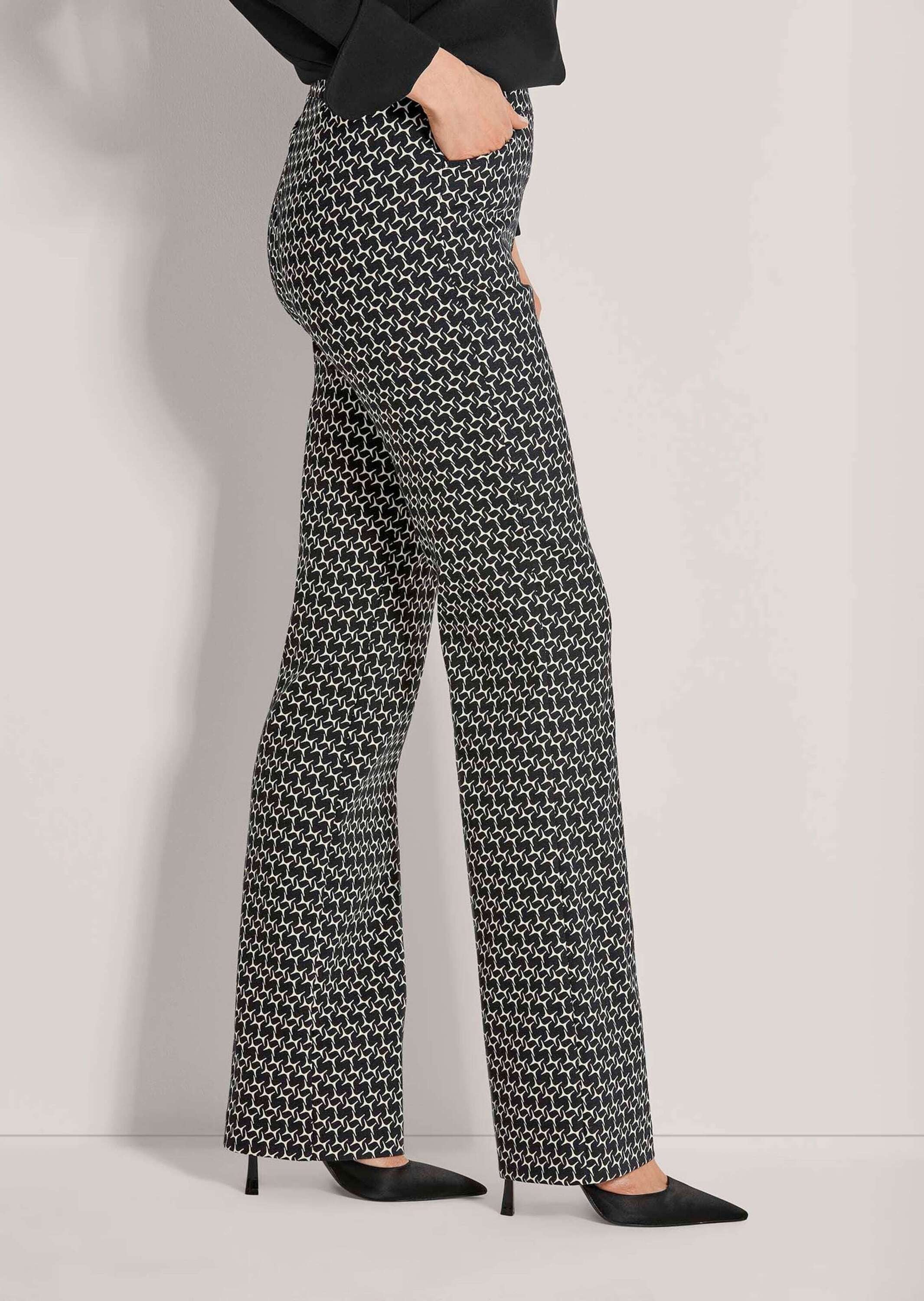 MADELEINE Schlupfhose »Hose Elastische Printhose mit grafischem Muster«