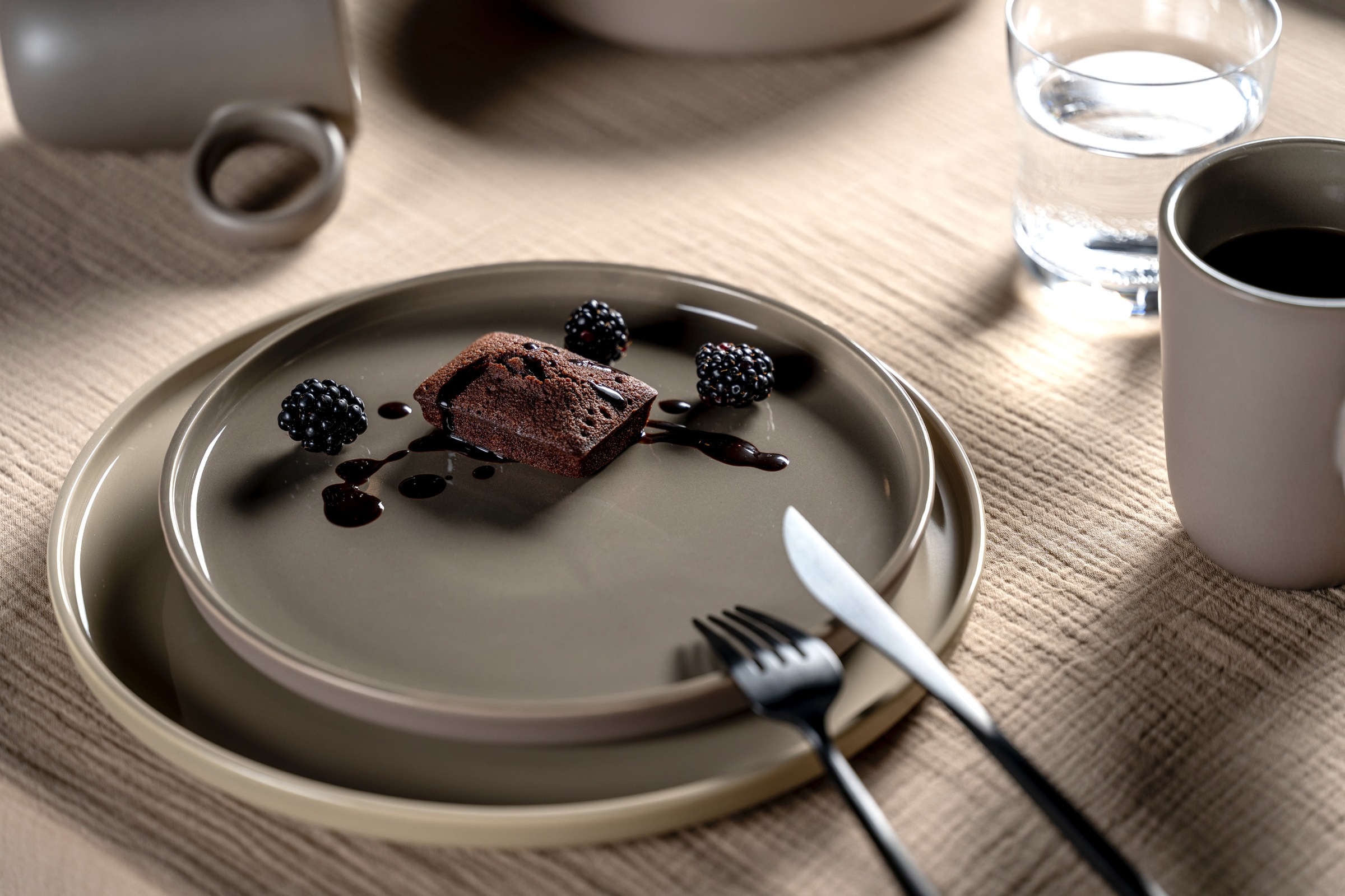 Thumbnail - LEONARDO Teller-Set "Speiseteller ROMA, Keramikteller, ca. 27 cm, 6-teilig" Geschirr-Set, Service, spülmaschinengeeignet