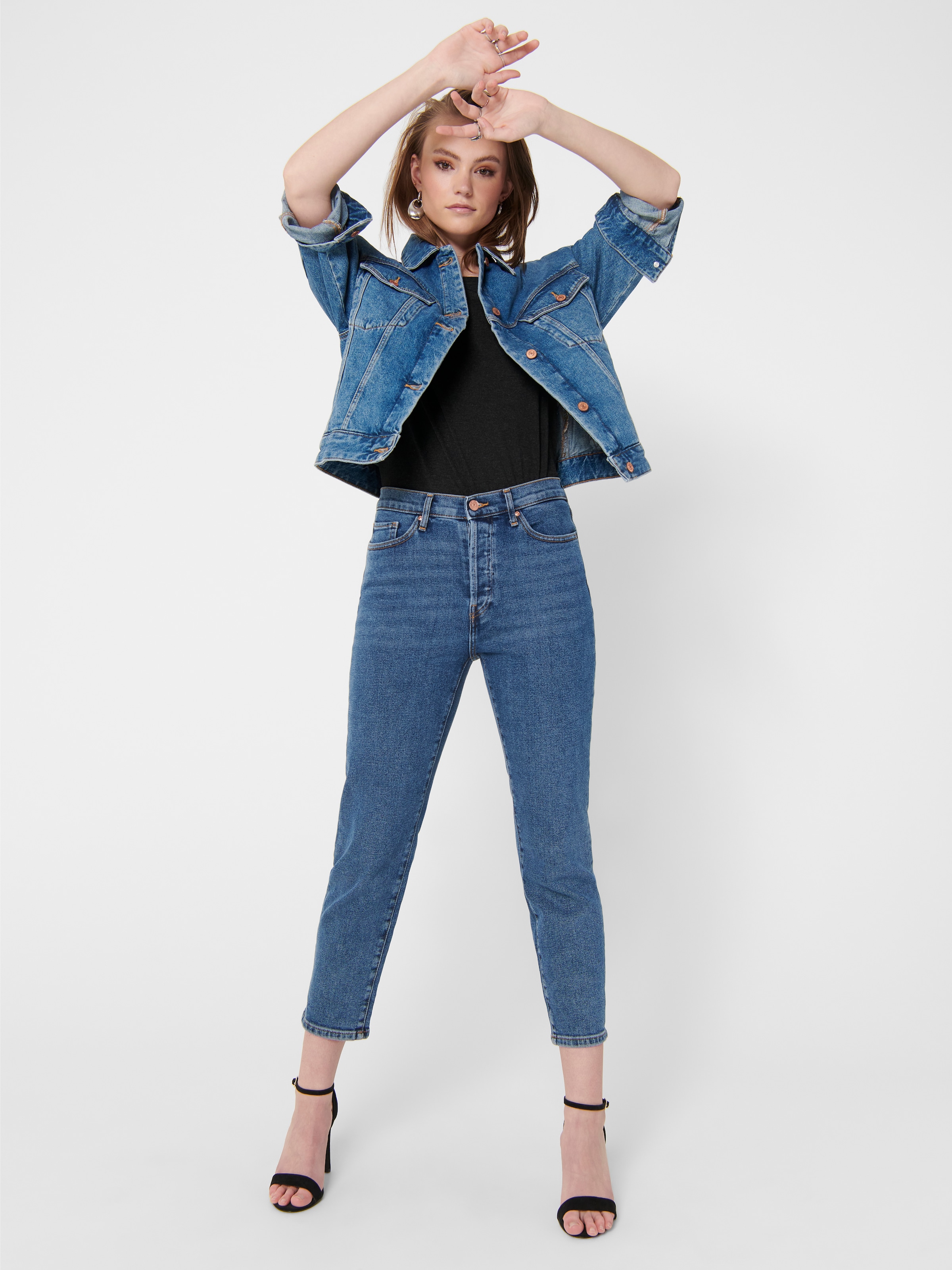 ONLY T-Shirt »ONLMOSTER – T-Shirt mit melierter Optik und elastischem Material« meliert, casual, lässig geschnitten, Viskosemischung, Rundhals