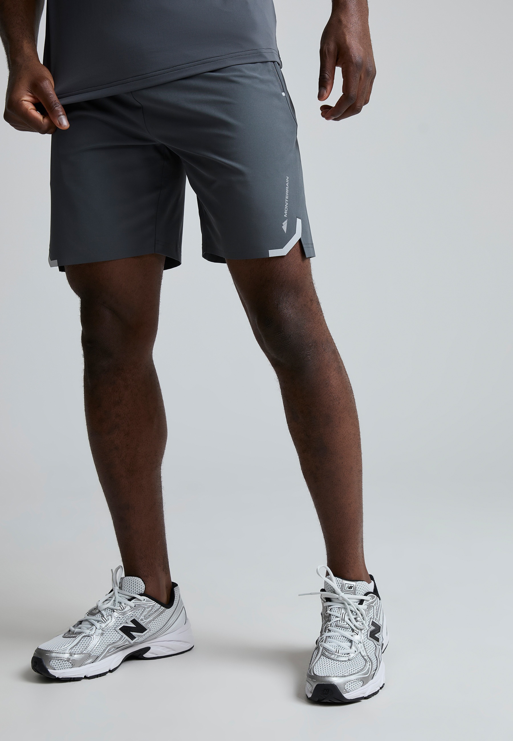 Monterrain Trainingsshorts »Monterrain DEFENCE WOVEN SHORT«