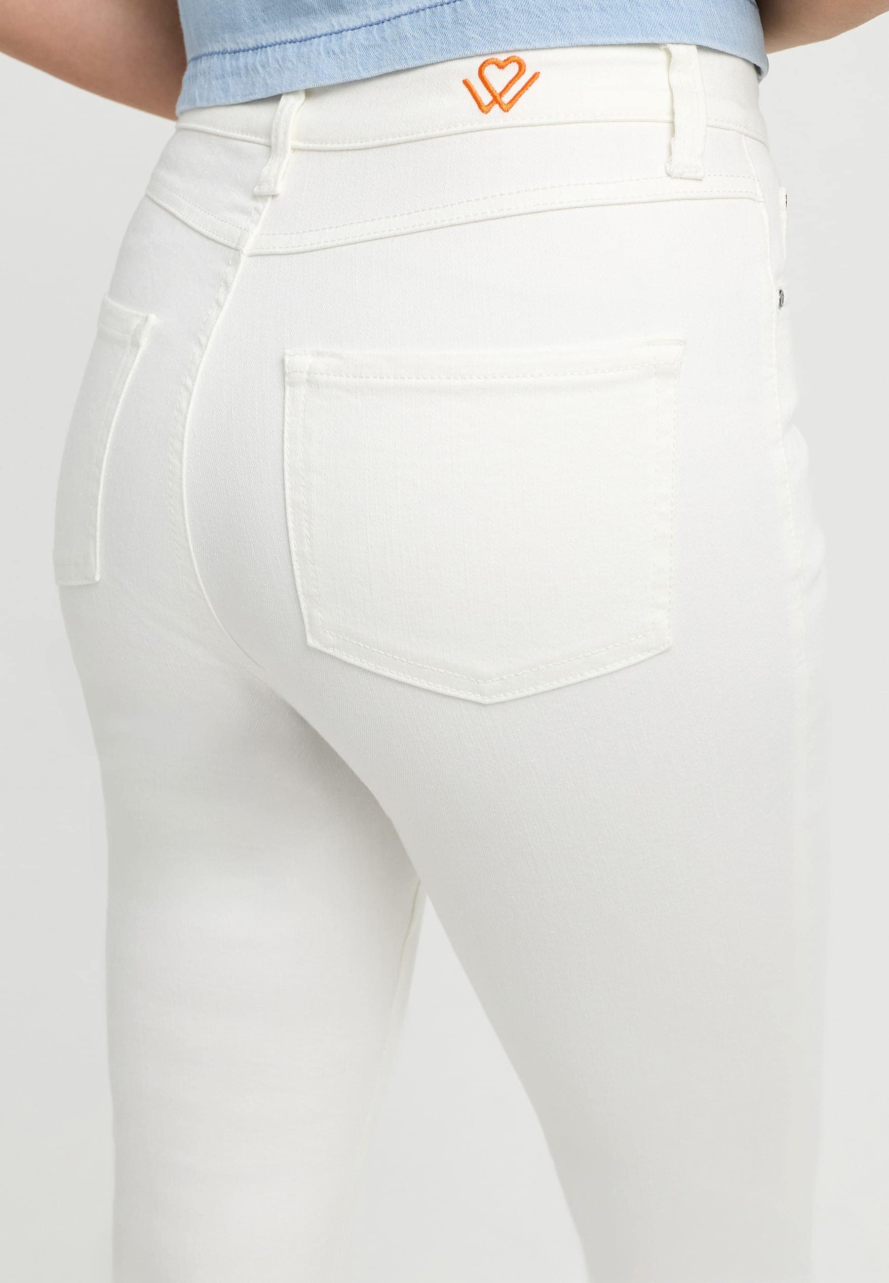 wonderjeans High-waist-Jeans »Skinny WH72/82«, in körperbetonter Passform