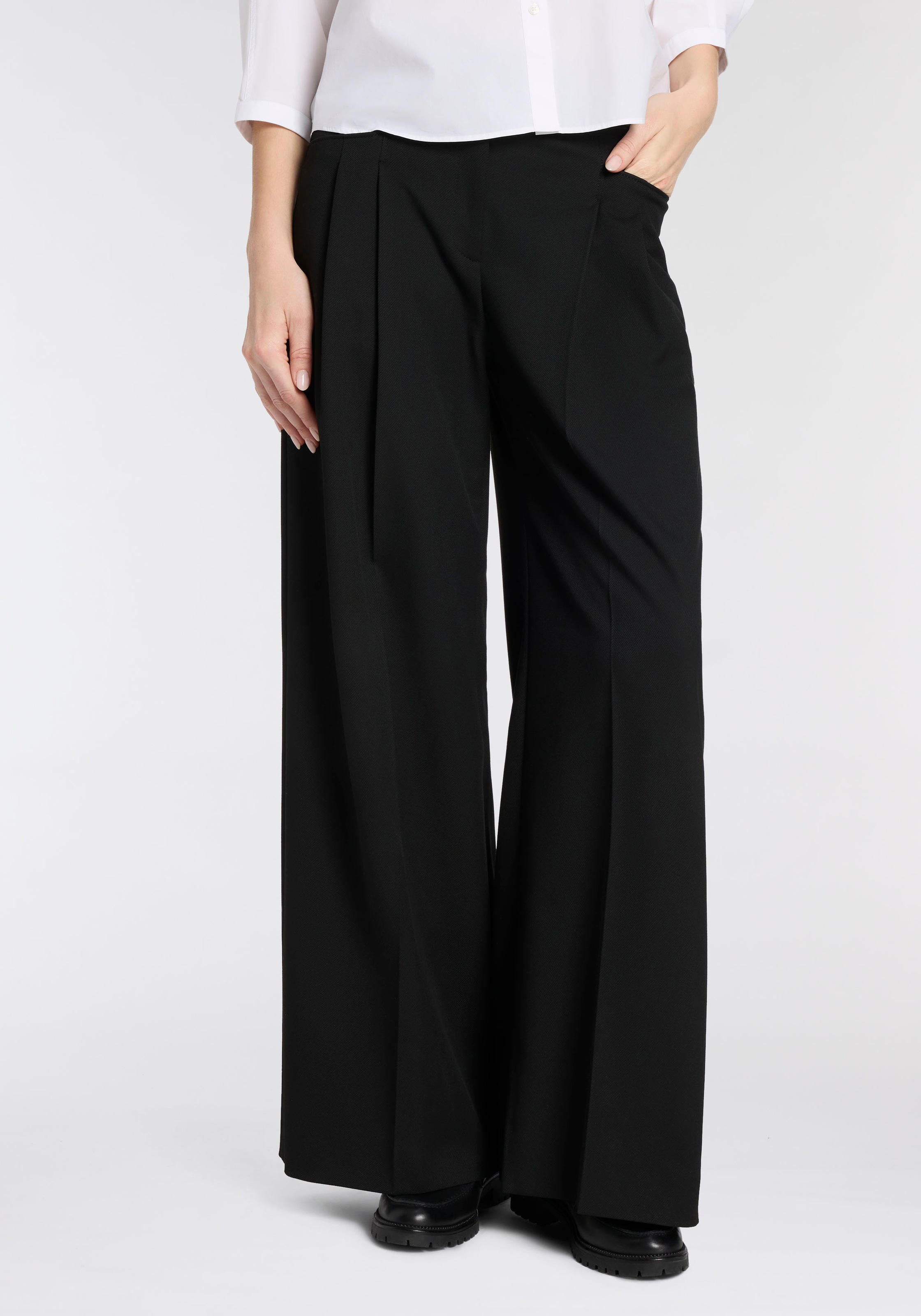 BOSS ORANGE Bundfaltenhose "Takora Premium Damenmode" weit geschnitten, mit günstig online kaufen