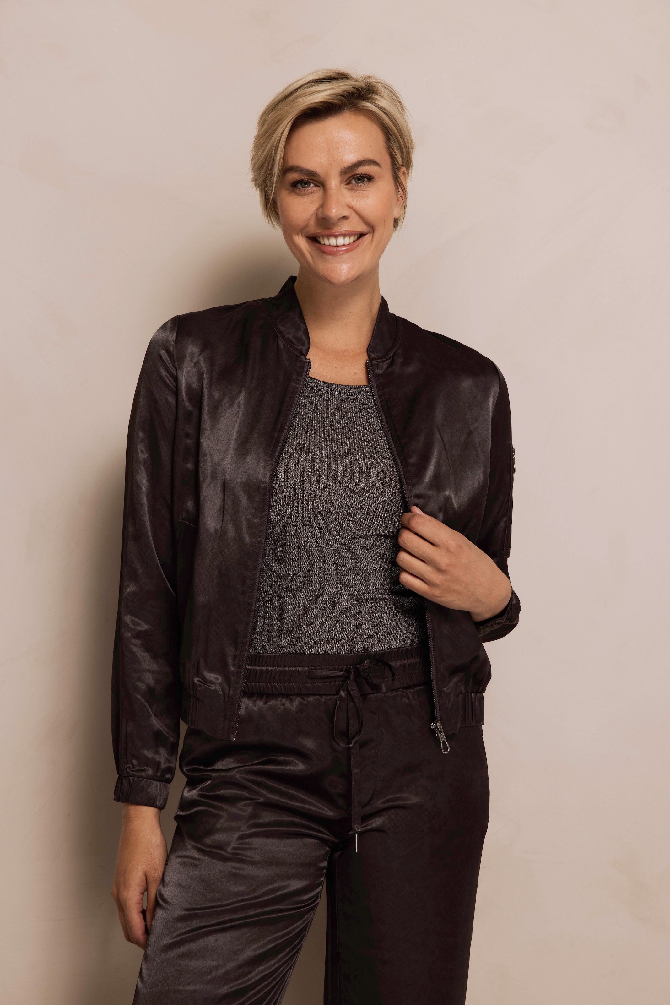 Zhrill Boleroblazer "ZHMARIE", Satin-Blouson mit Reißverschluss günstig online kaufen