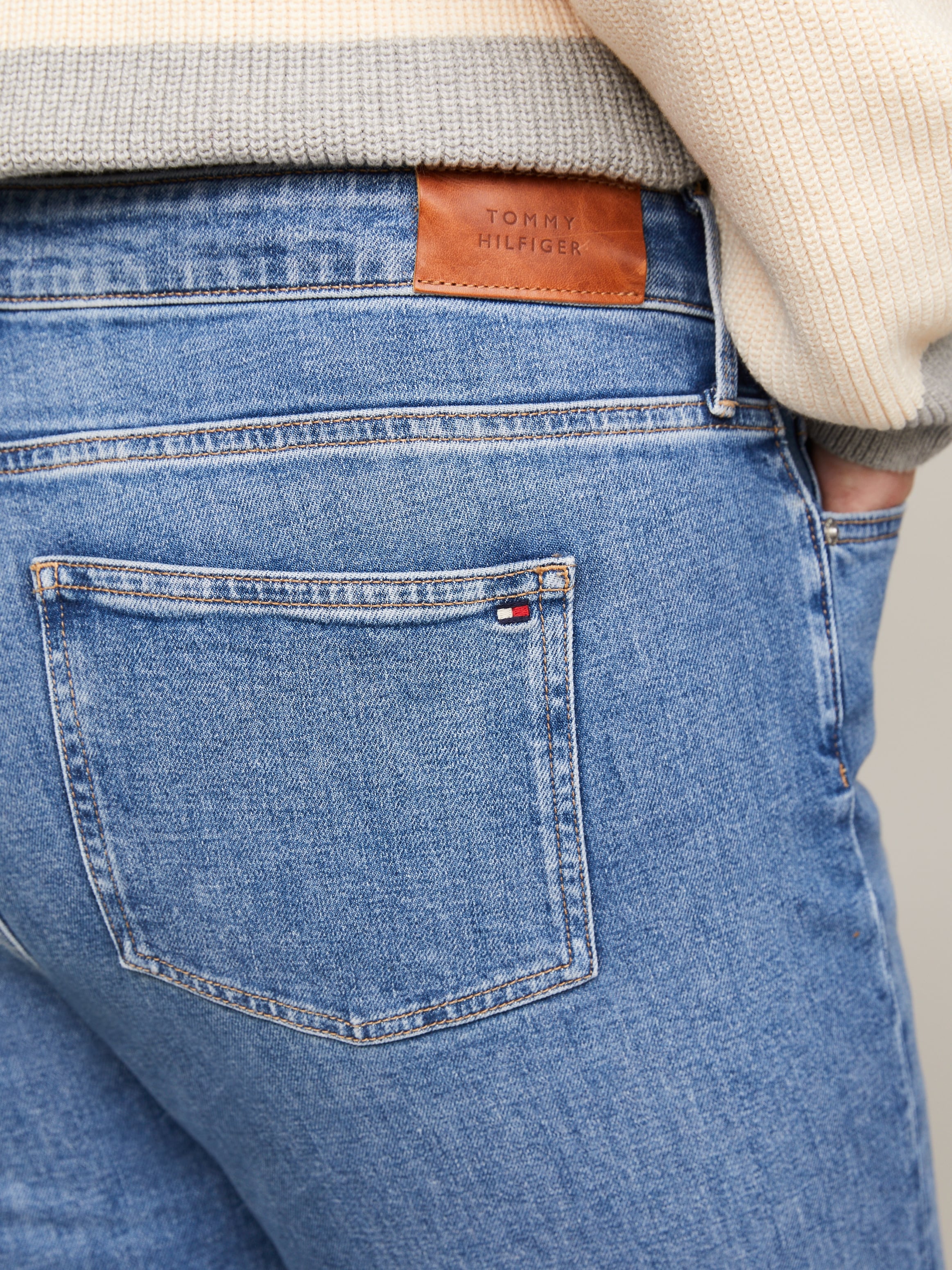 Tommy Hilfiger Curve Bootcut-Jeans »CRV BOOTCUT RW MEL«, Große Größen