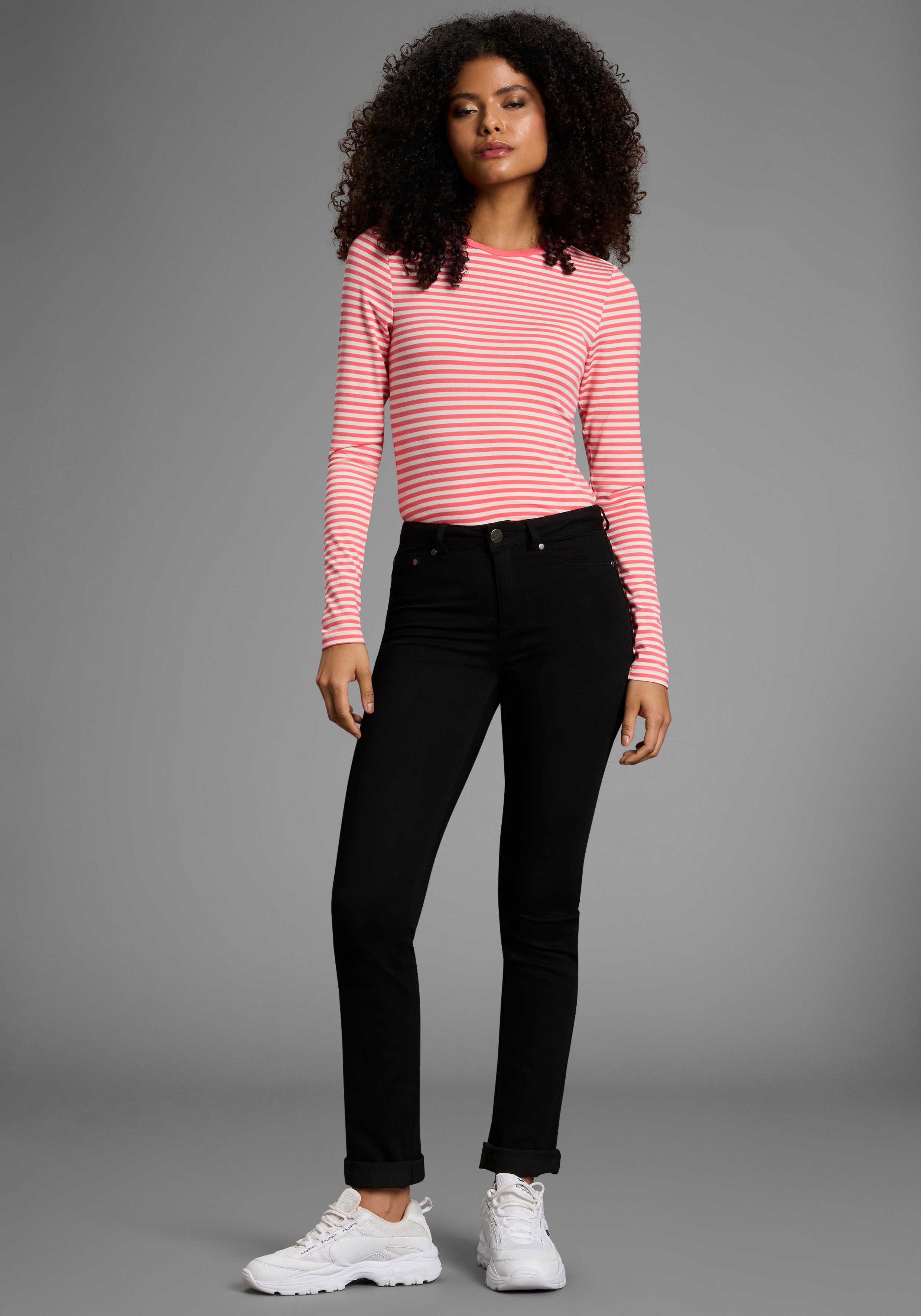 Thumbnail - Flashlights Longsleeve hüftlange Schnittform, mit Rundhalsausschnitt, gestreifte Optik