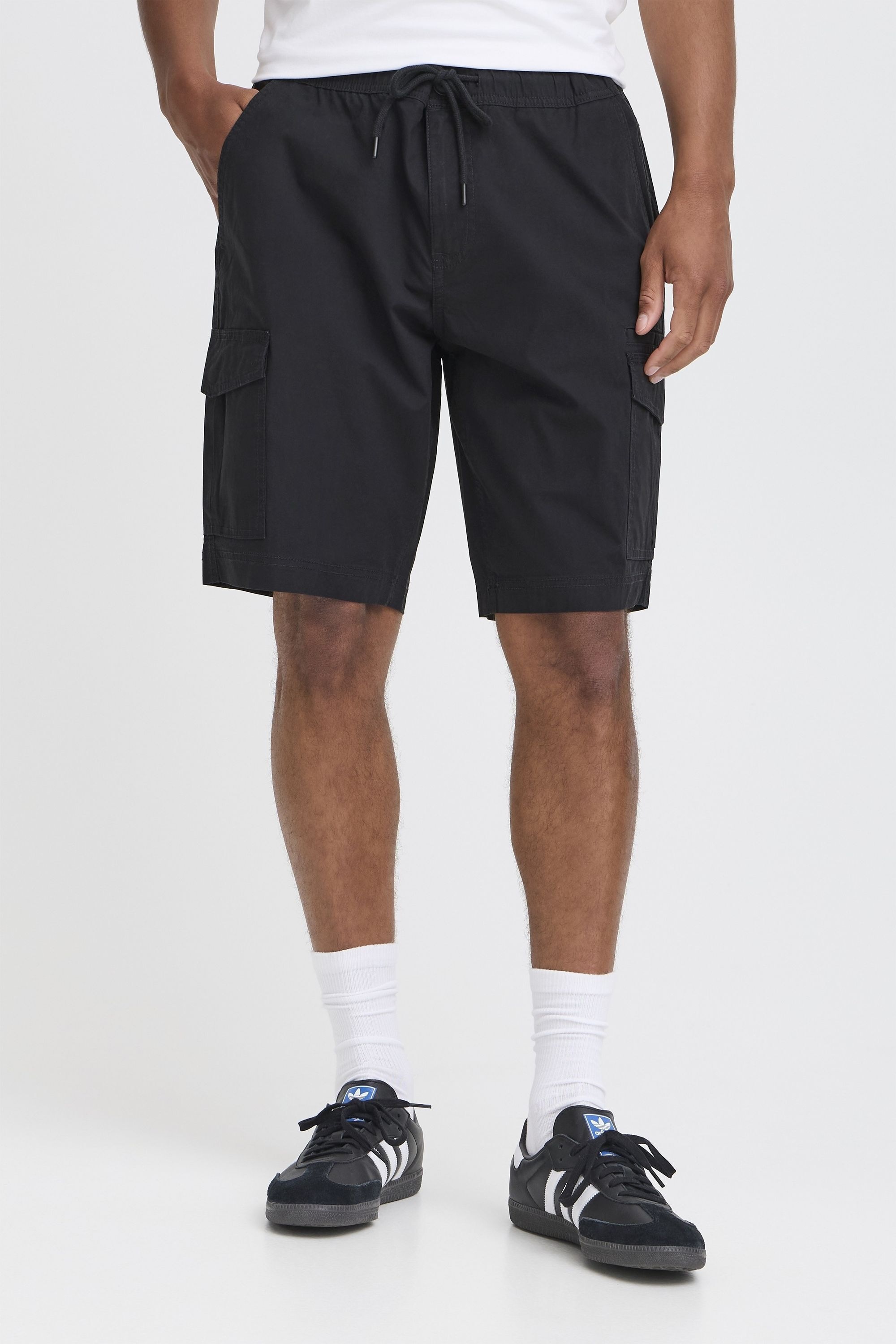 Cargoshorts BLEND "BHTinal", Herren, Gr. XL, US-Größen, schwarz, Web, 98% Baumwolle, 2% Elasthan, unifarben, normal kurz, Hosen, Lässige Cargo-Shorts mit Taschen 2