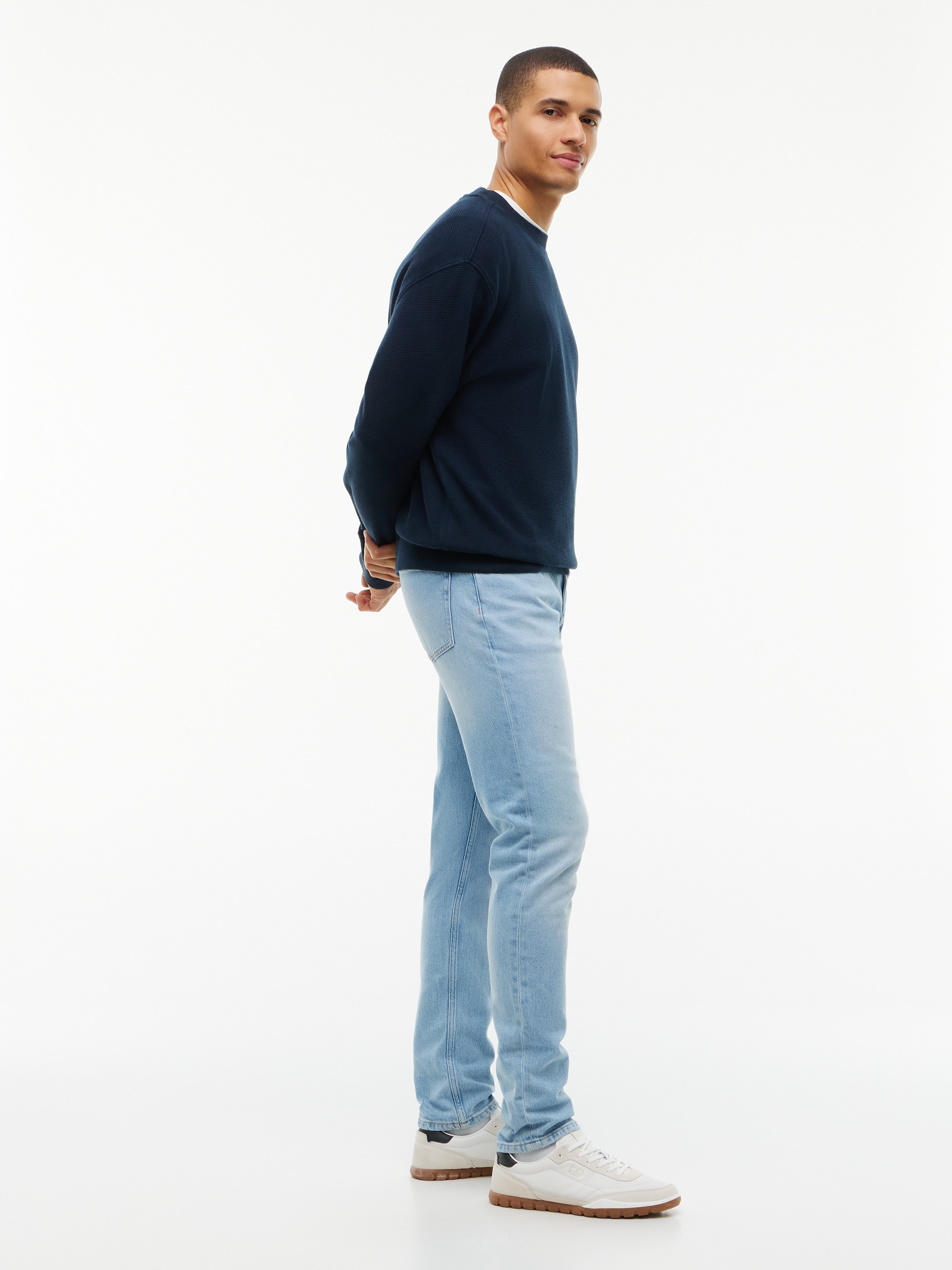 Tommy Jeans Straight-Jeans »AUSTIN SLIM TAPERED« Slim fit mit Taschen