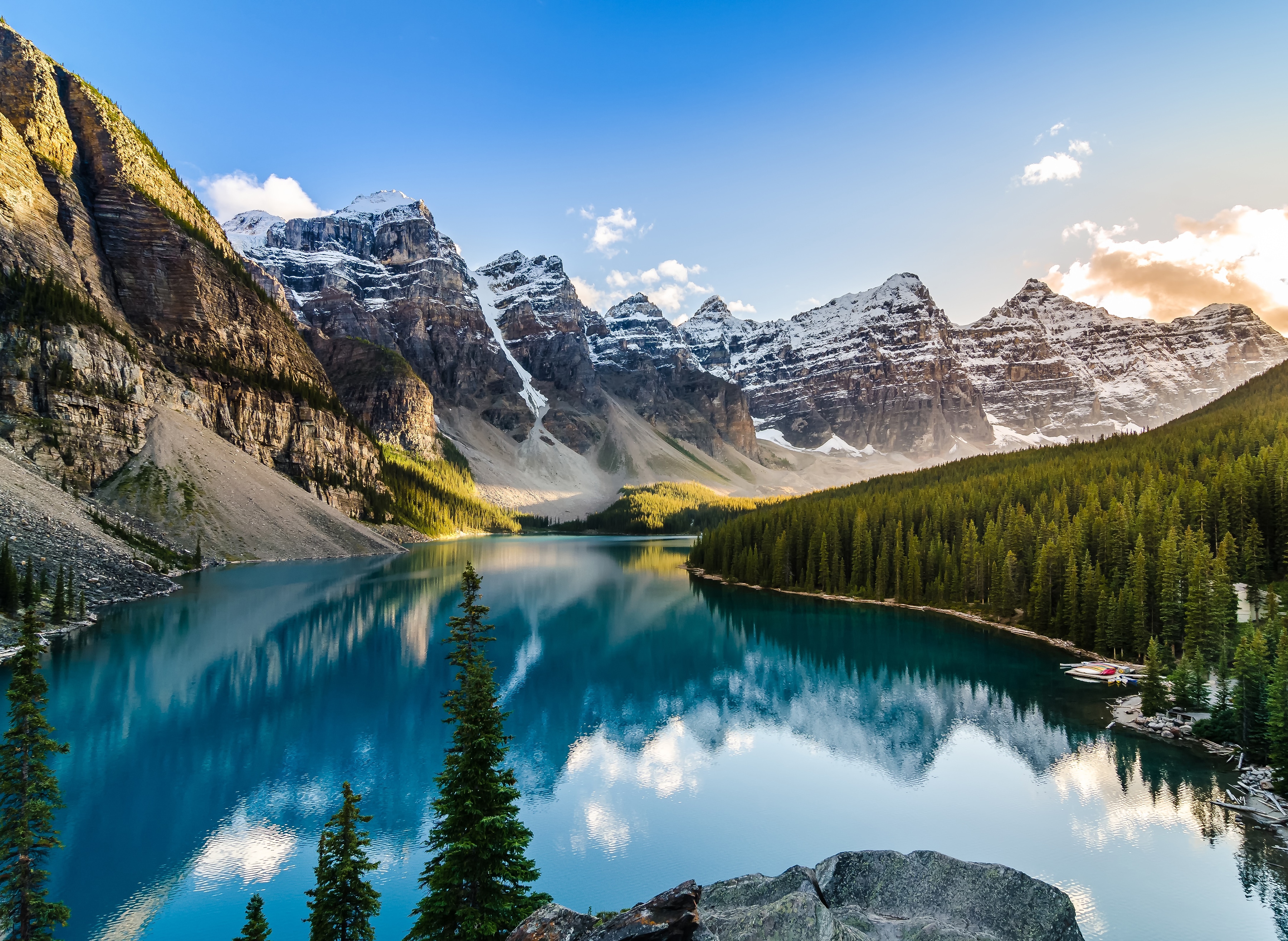 Papermoon Fototapete "Moraine Lake Rocky Mountains" glatt