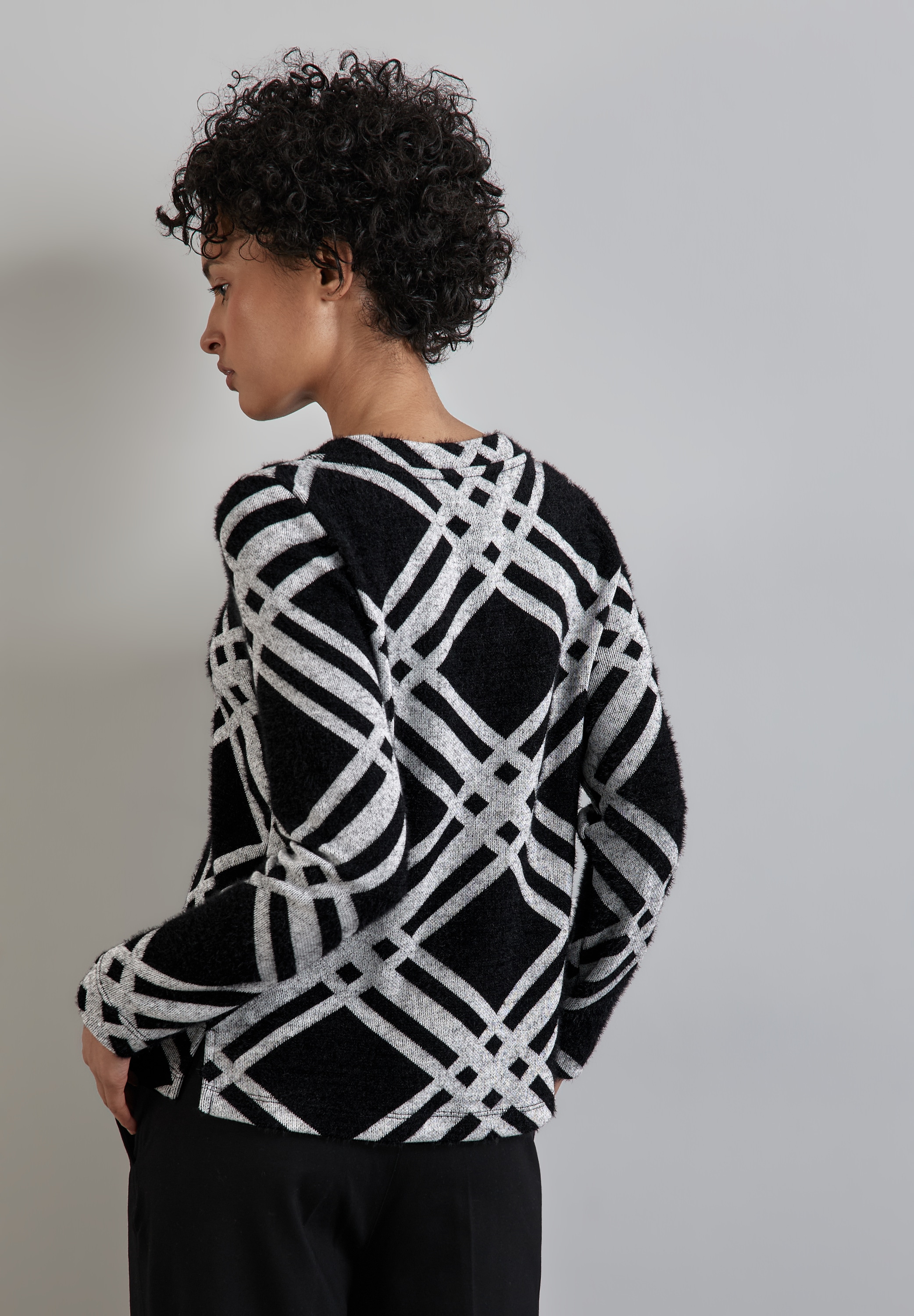 STREET ONE Strickpullover »mit Karomuster«, mit Karomuster