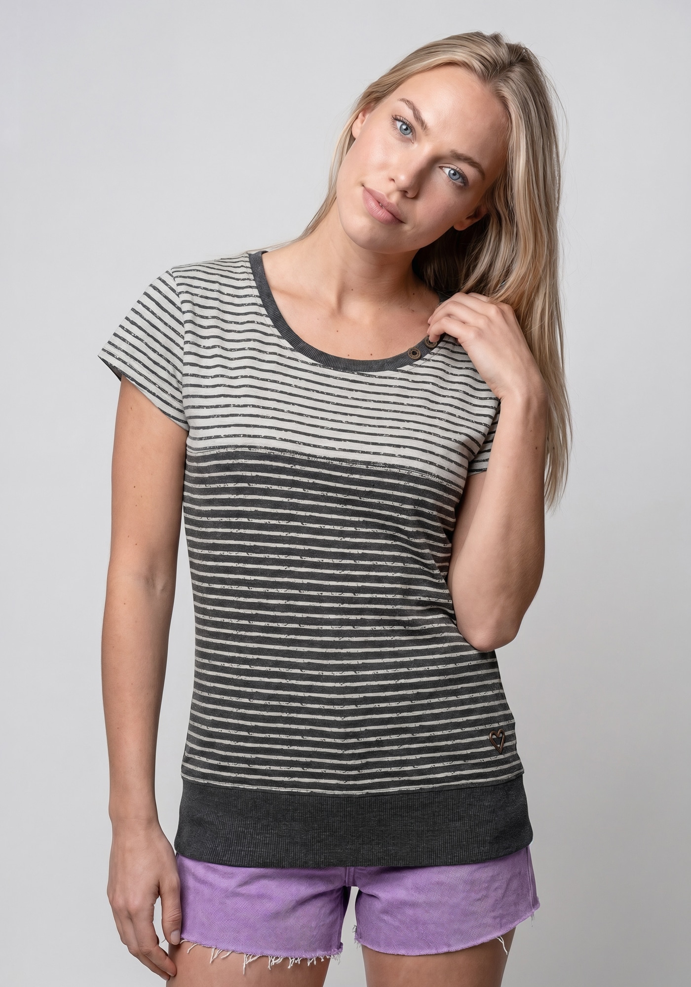 Alife & Kickin Rundhalsshirt "CosmaAK B" vielseitiges Basic-Shirt mit Streifen und breitem Saum