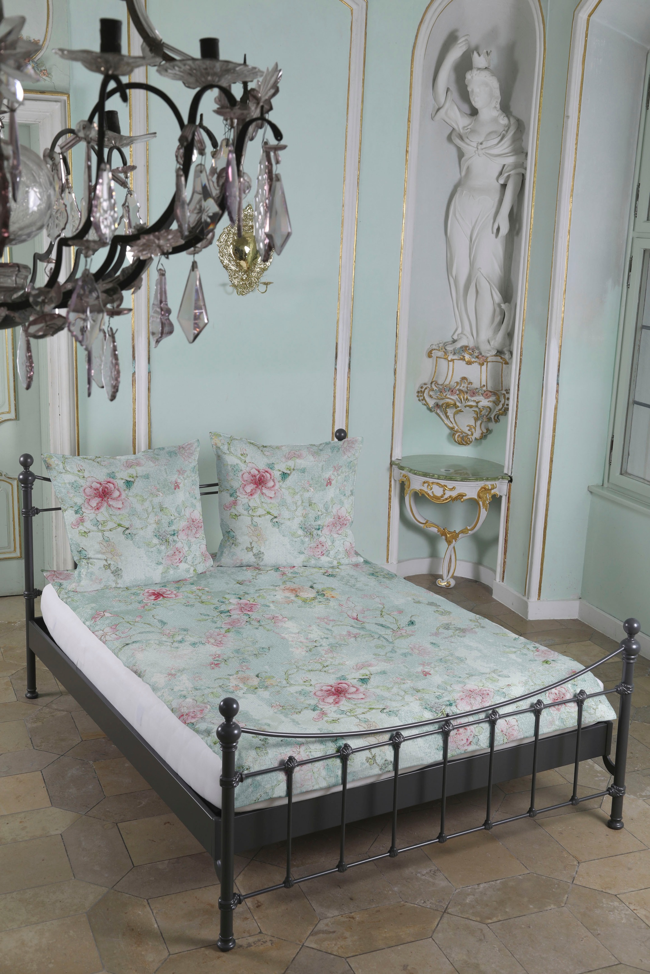 CASATEX Bettwäsche "Nadera" 2 Stk. verwunschener Rosengarten, geheimnisvoll günstig online kaufen