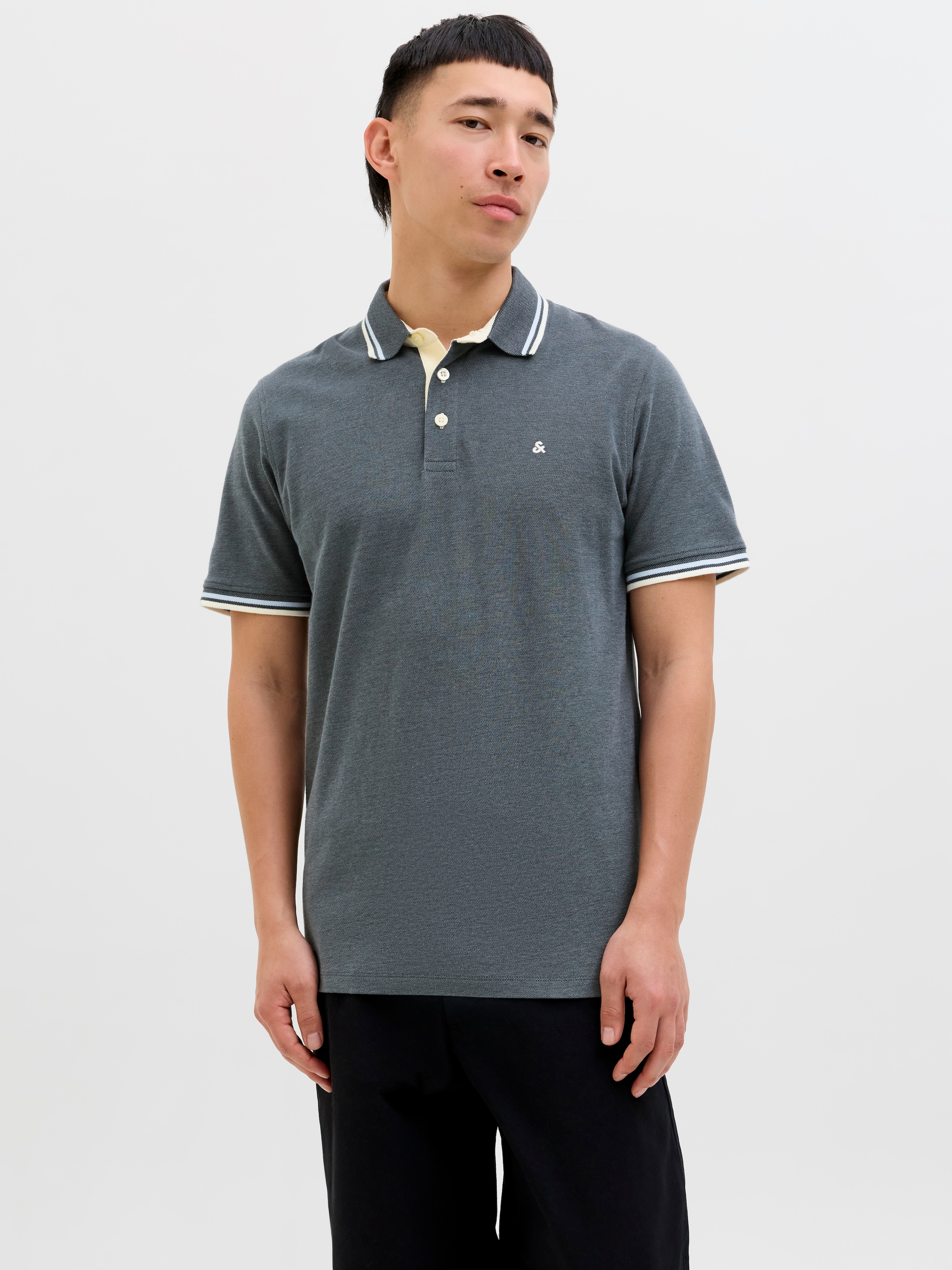 Jack & Jones Poloshirt "JJEPAULOS POLO SS NOOS" mit Logo Stickerei günstig online kaufen