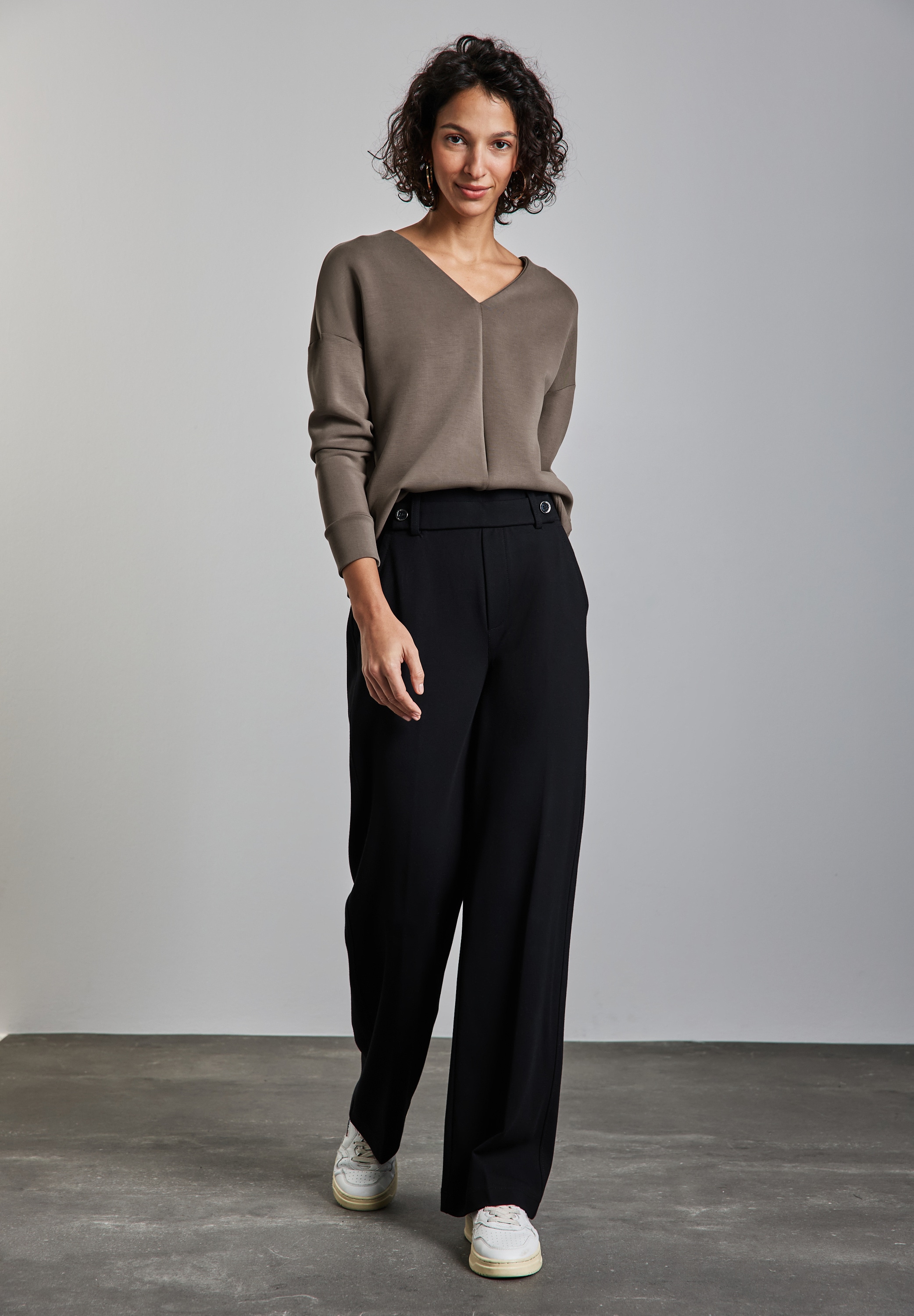 STREET ONE Langarmshirt, mit V-Ausschnitt
