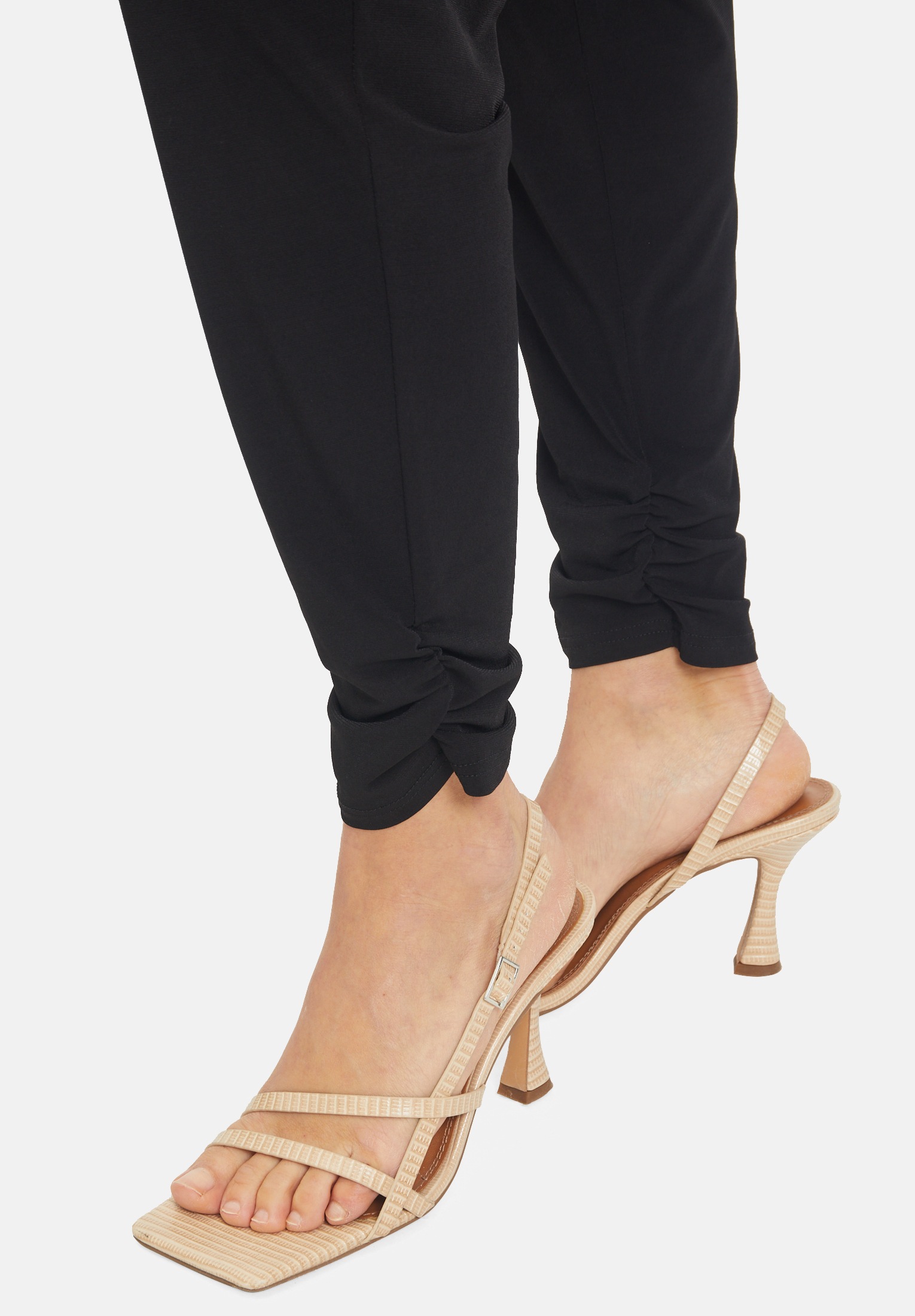 Vera Mont Overall »Vera Mont Jumpsuit mit Cut-Outs«, (1 tlg.), Cut-Outs