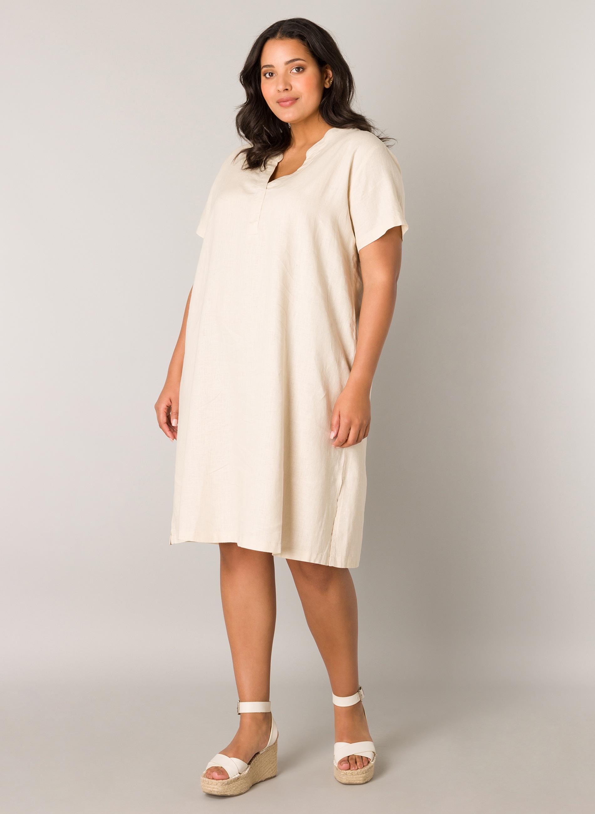 Base Level Curvy Tunikakleid "Yacinthe", Sommerkleid mit Leinen günstig online kaufen