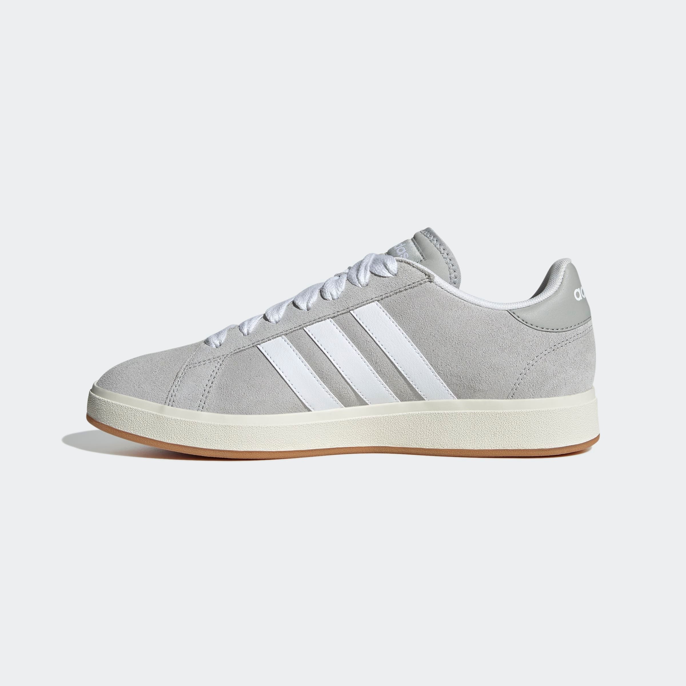 adidas Sportswear Sneaker »GRAND COURT BASE 00S«, Design auf den Spuren des adidas Campus 00