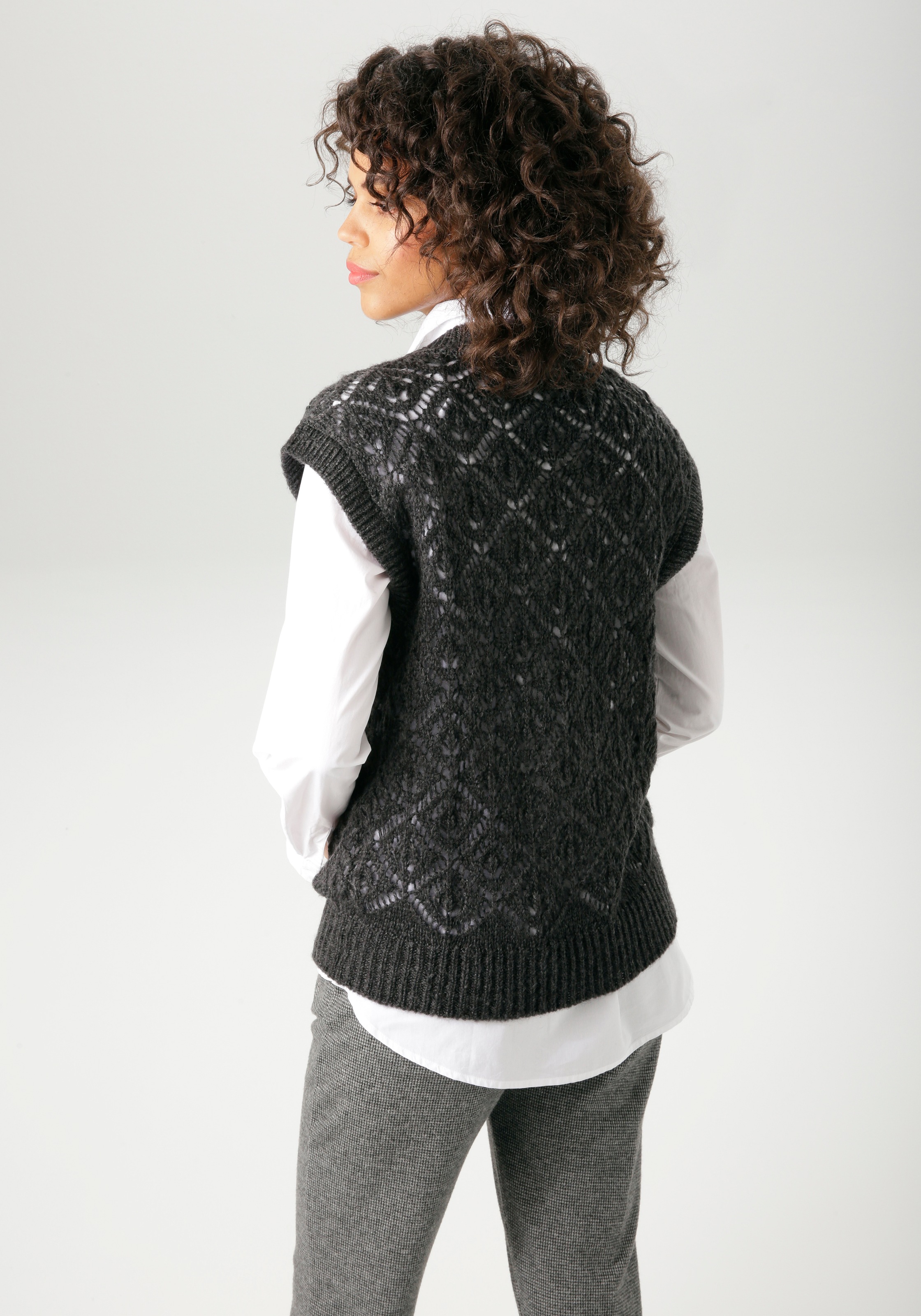 Aniston CASUAL Pullunder, mit trendigem Ajour-Strick-Muster - NEUE KOLLEKTI günstig online kaufen