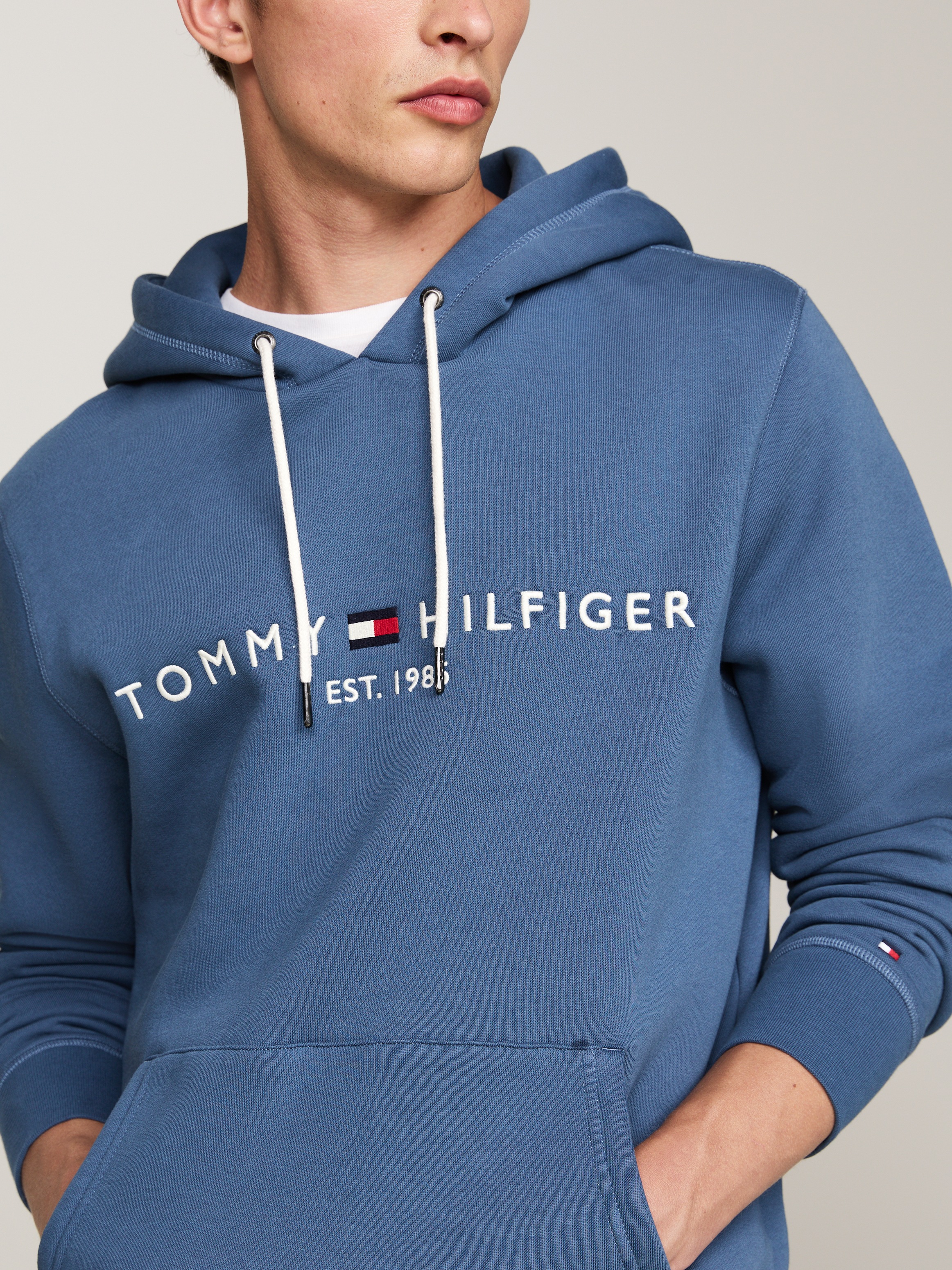 Tommy Hilfiger Kapuzensweatshirt "TOMMY LOGO HOODY", mit Kapuze und Känguru günstig online kaufen