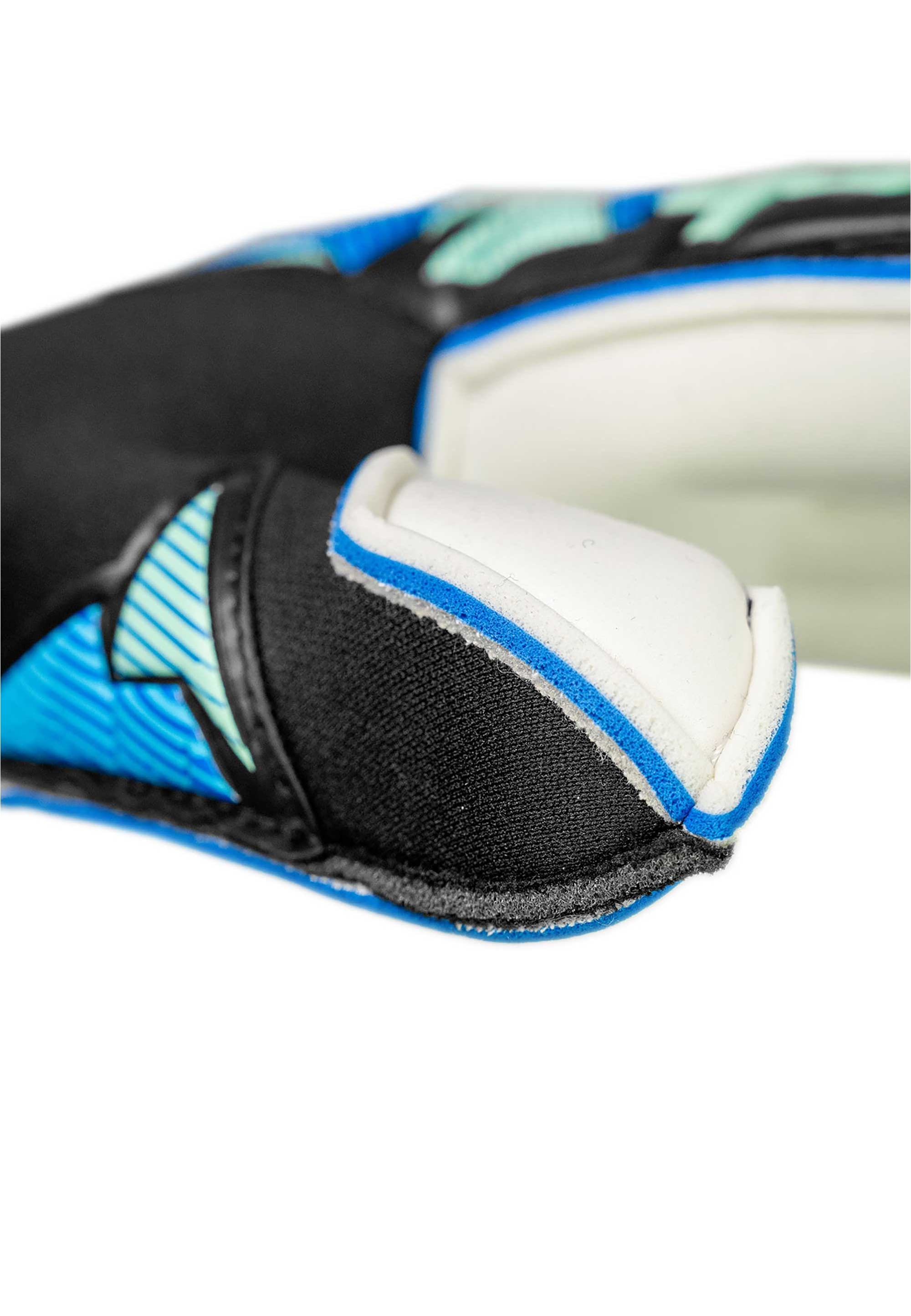 Reusch Torwarthandschuhe »Attrakt RE:GRIP Evolution« mit innovativer RE:GRIP-Technologie
