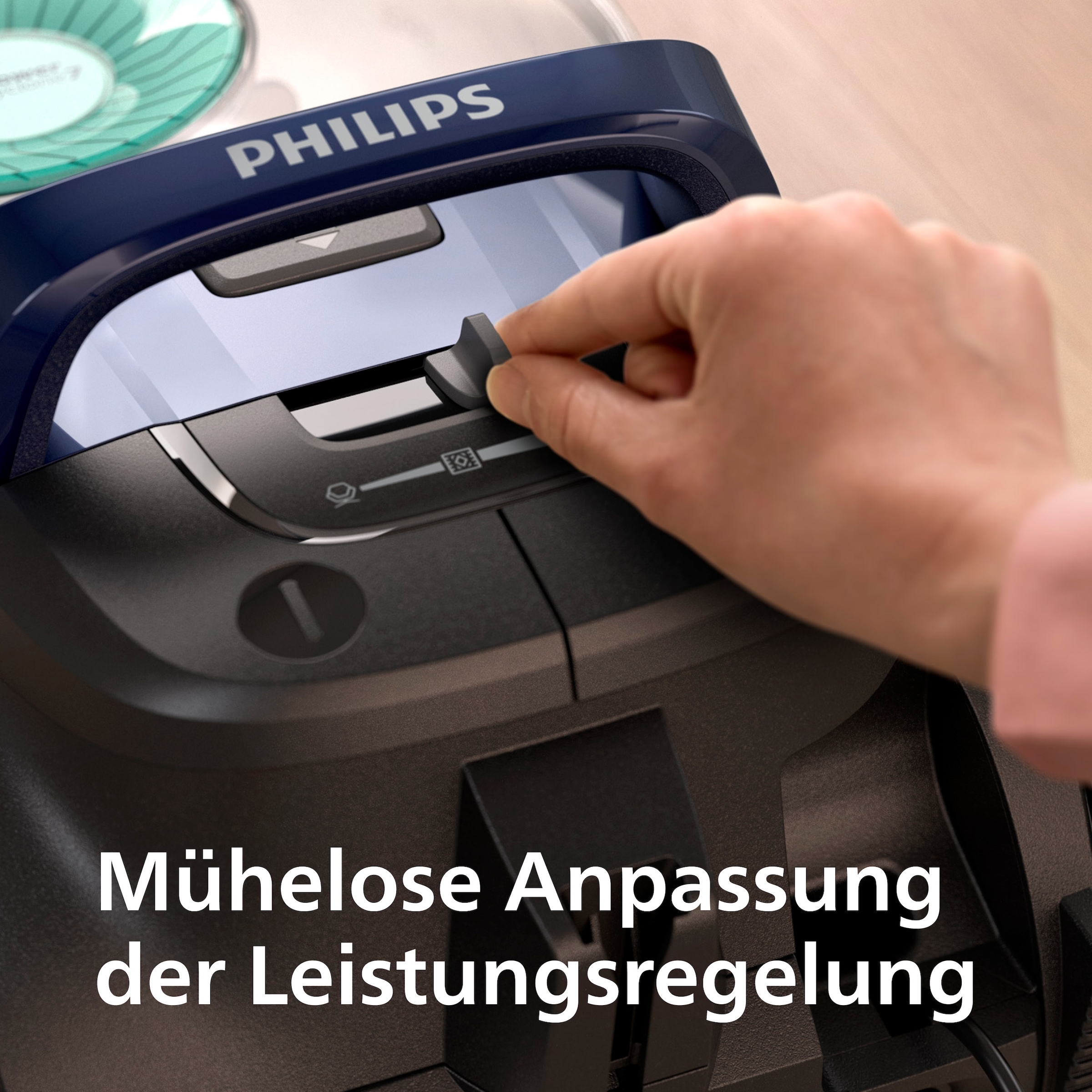 Philips Bodenstaubsauger »FC9555/09«, 900 W, beutellos, mit 1,5 l Fassungsvermögen und Tri-Active+-Düse