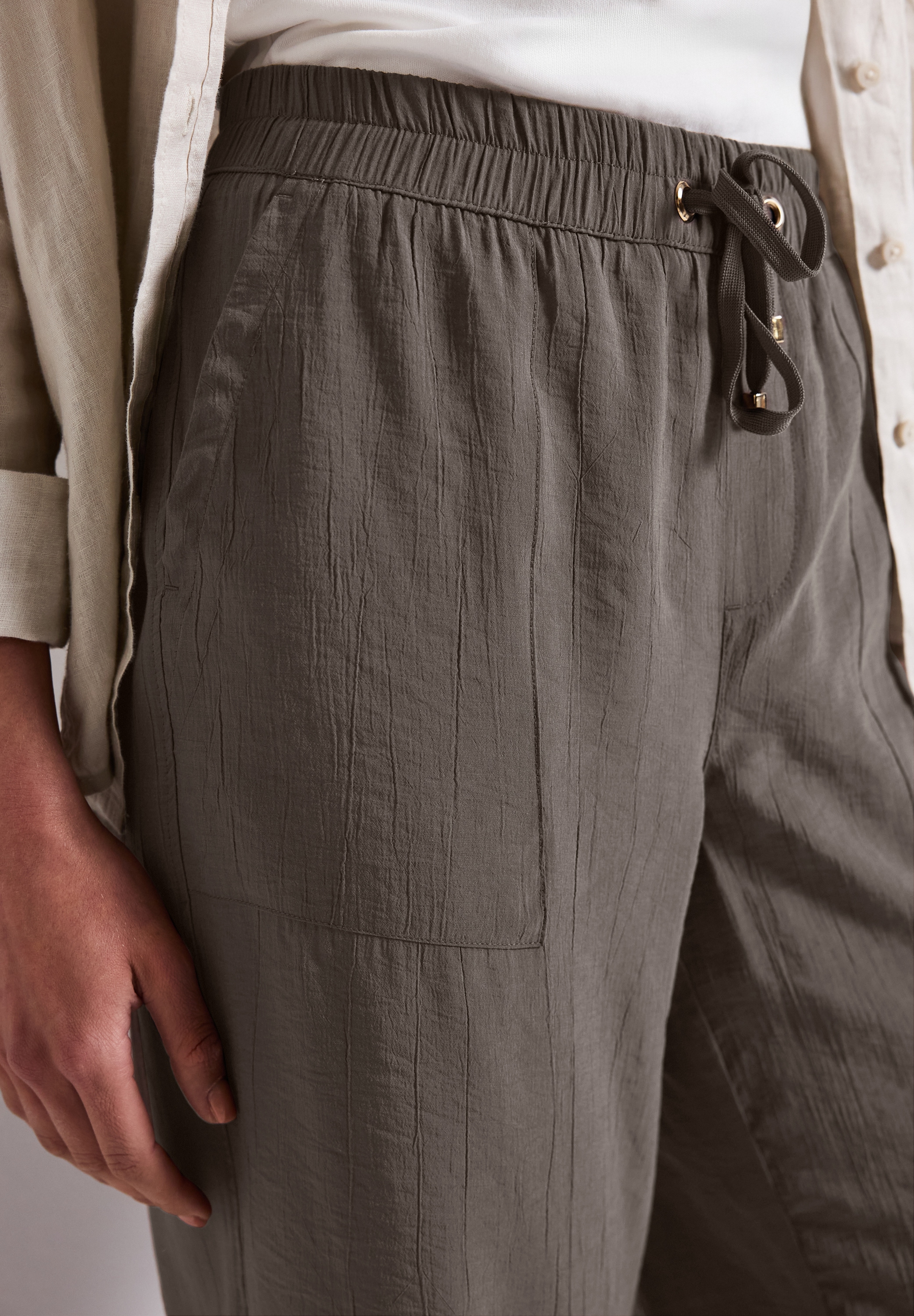 STREET ONE Stoffhose, Sommerhose mit Crinkle-Struktur, Wide Leg