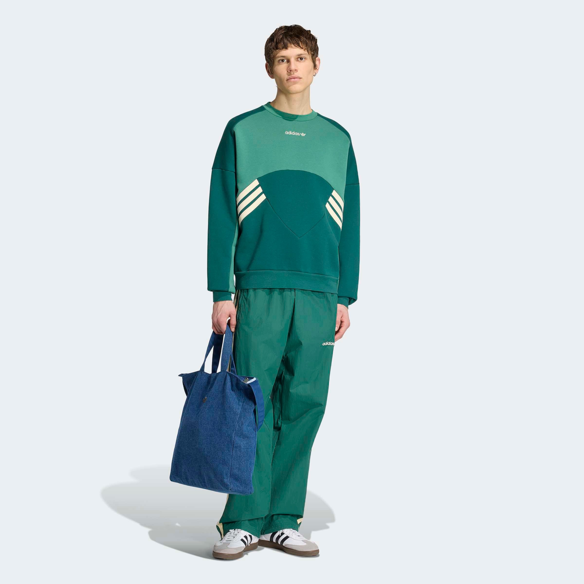 adidas Originals Sweatshirt »MUNICH 93 RUNDHALS«, für Erwachsene, mit Rundhalsausschnitt, ohne Verschluss, normale Länge
