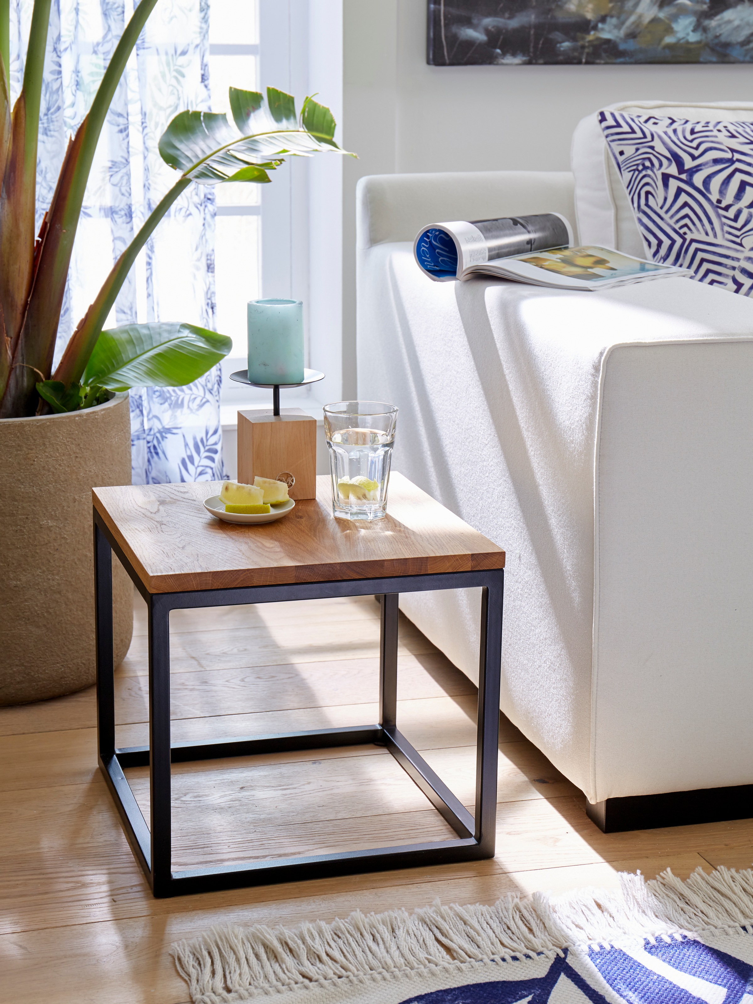 Home affaire Couchtisch "Voorst", aus massiver Eiche und Metallgestell günstig online kaufen