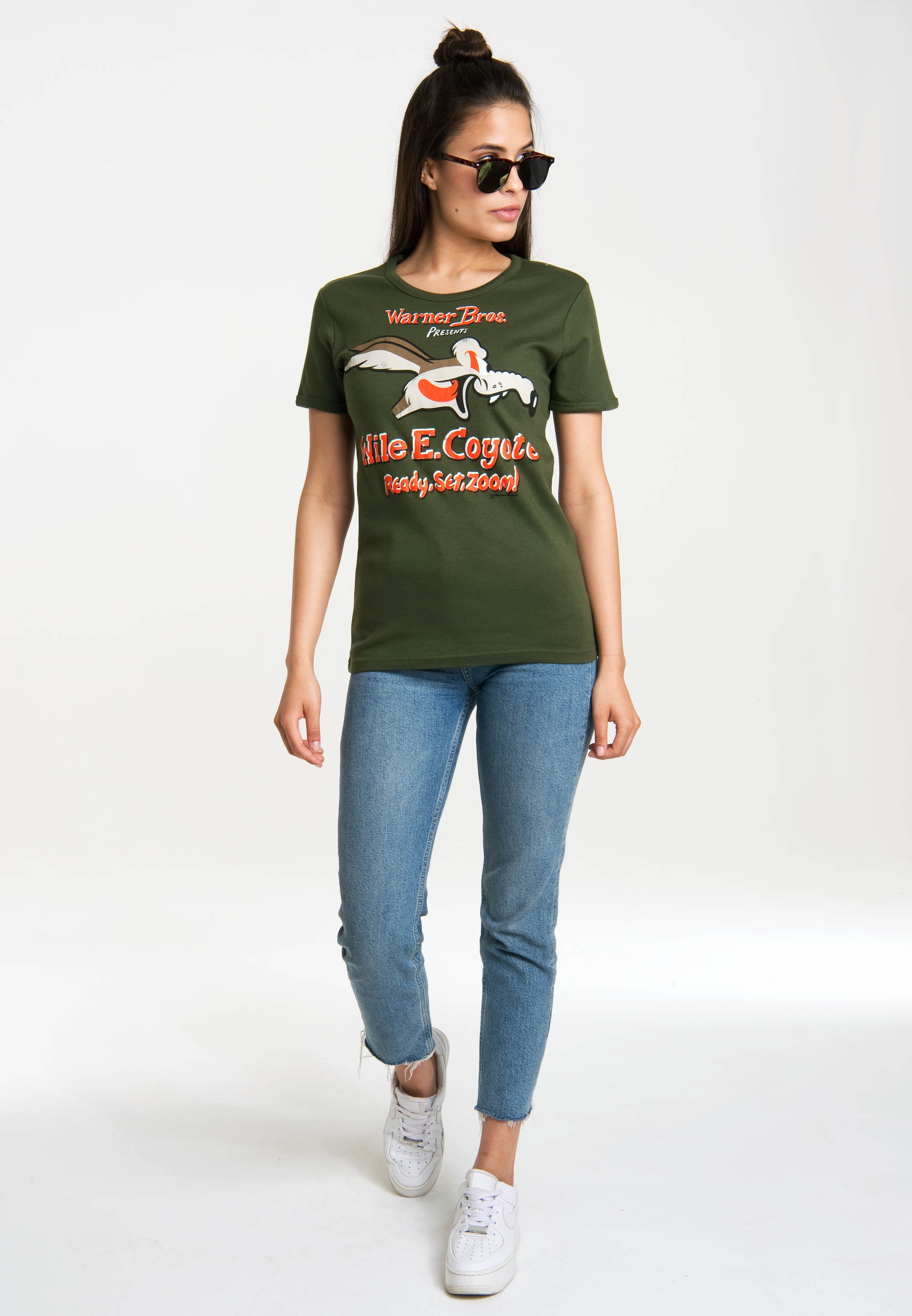 LOGOSHIRT T-Shirt »Coyote«, mit lizenziertem Originaldesign