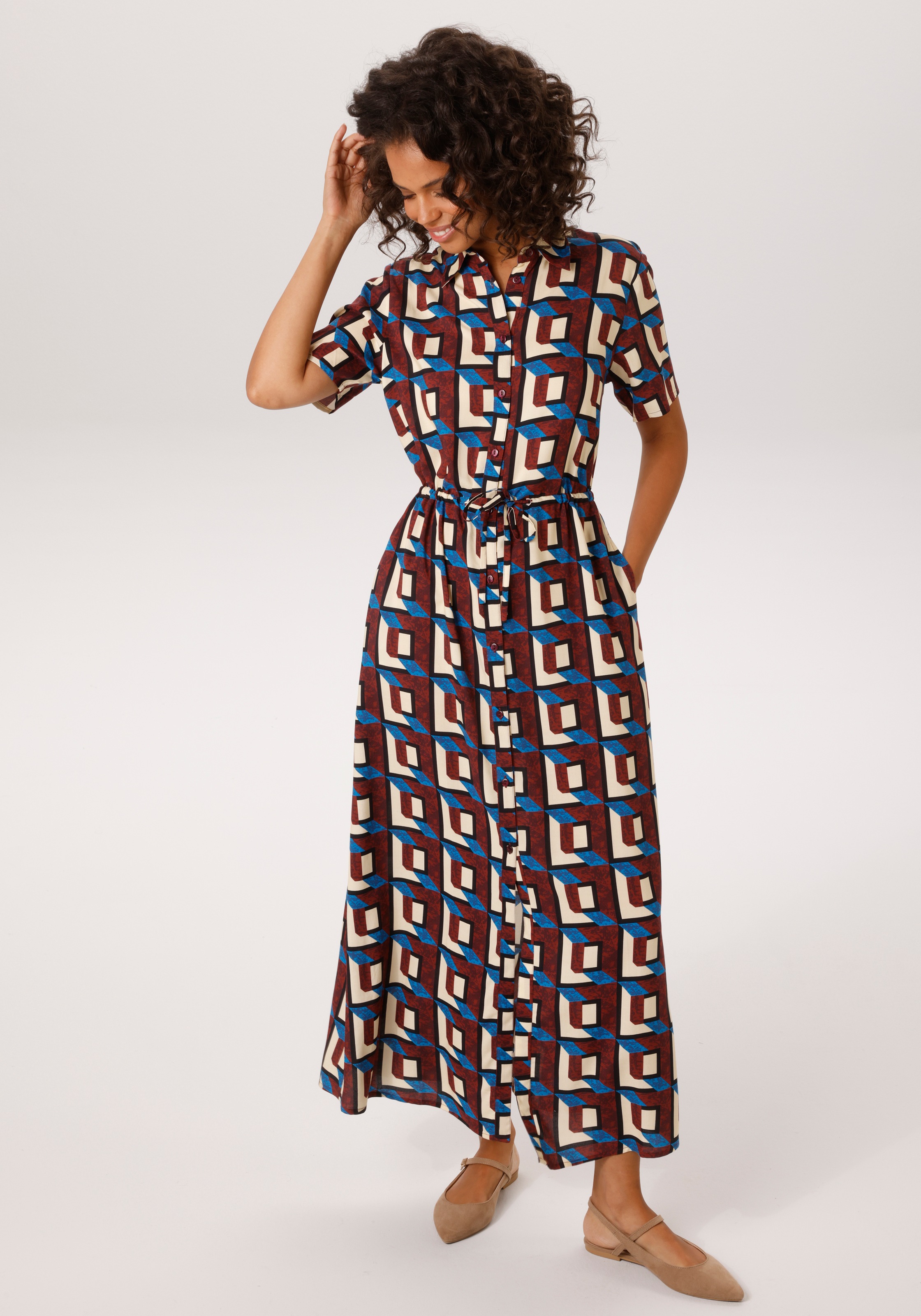 Aniston CASUAL Sommerkleid Eingrifftaschen mit trendfarbenem, grafischen Dr günstig online kaufen