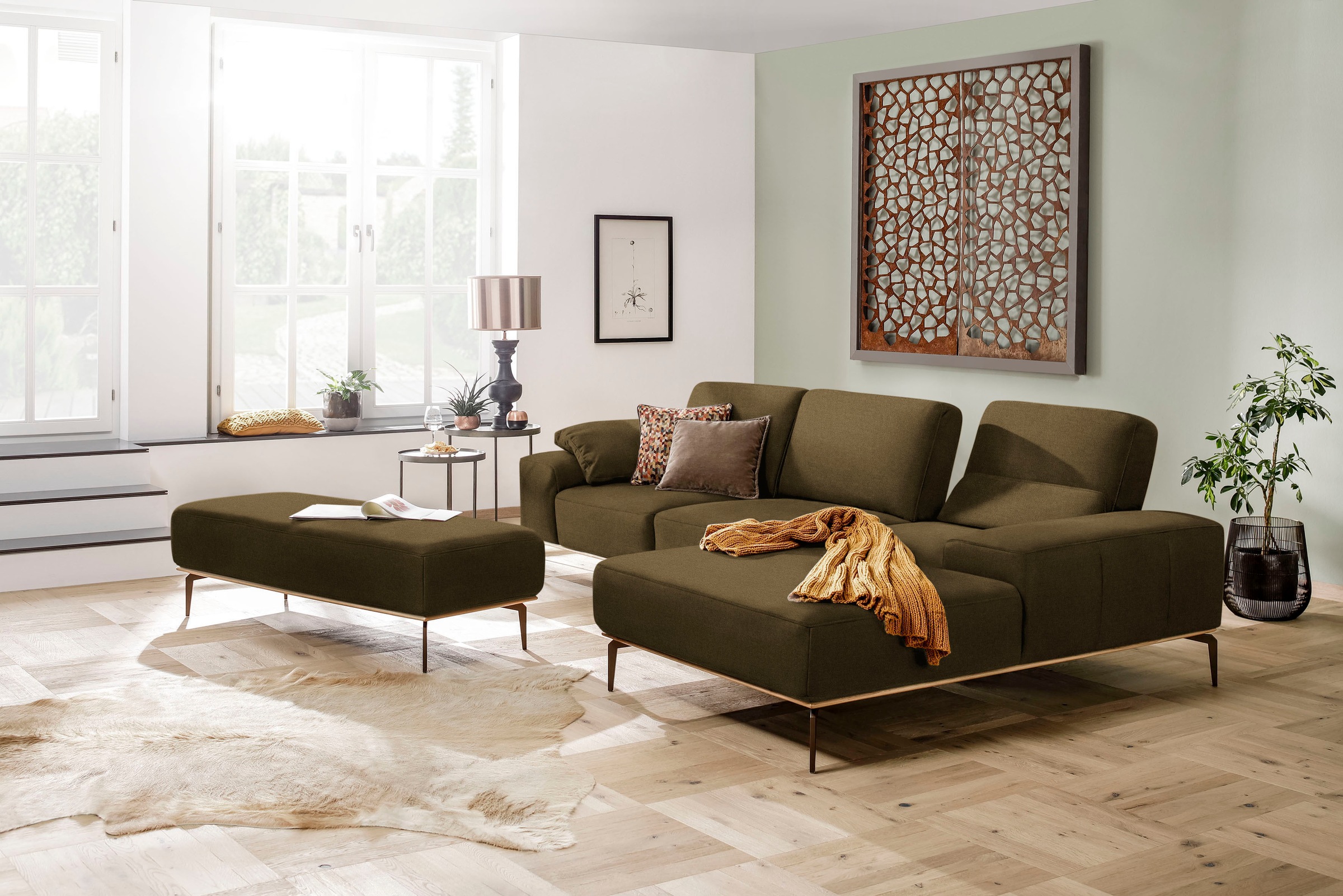 W.SCHILLIG Ecksofa »run, Designsofa mit tollem Sitzkomfort, bequem, L-Form«, mit Holzsockel, Füße in Bronze pulverbeschichtet, Breite 319 cm