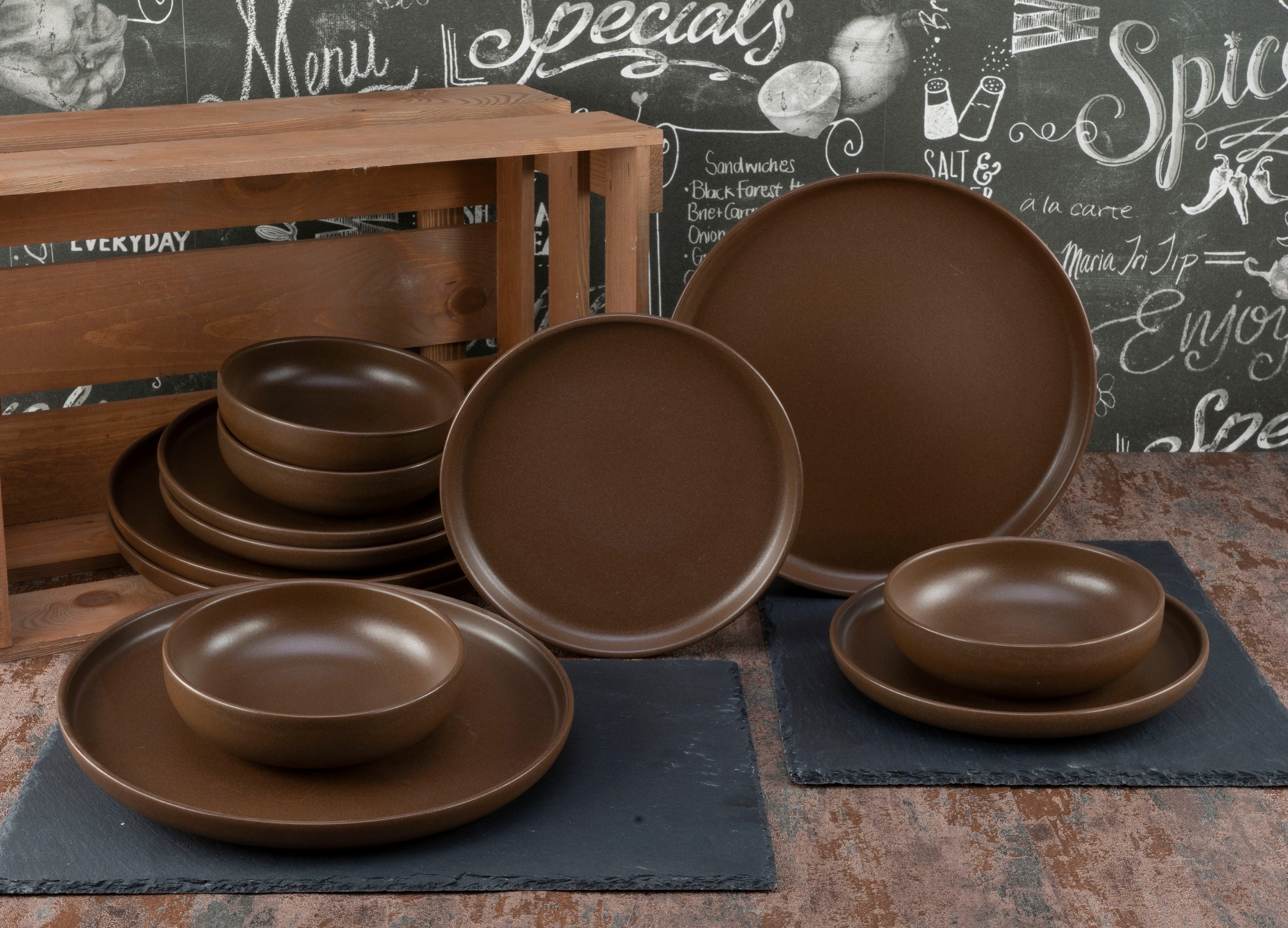 CreaTable Teller-Set »Geschirr-Set Uno«, (Set, 12 tlg., Tafelservice für 4 Personen), Service, harmonisch ausbalancierte Form, 12 Teile, für 4 Personen