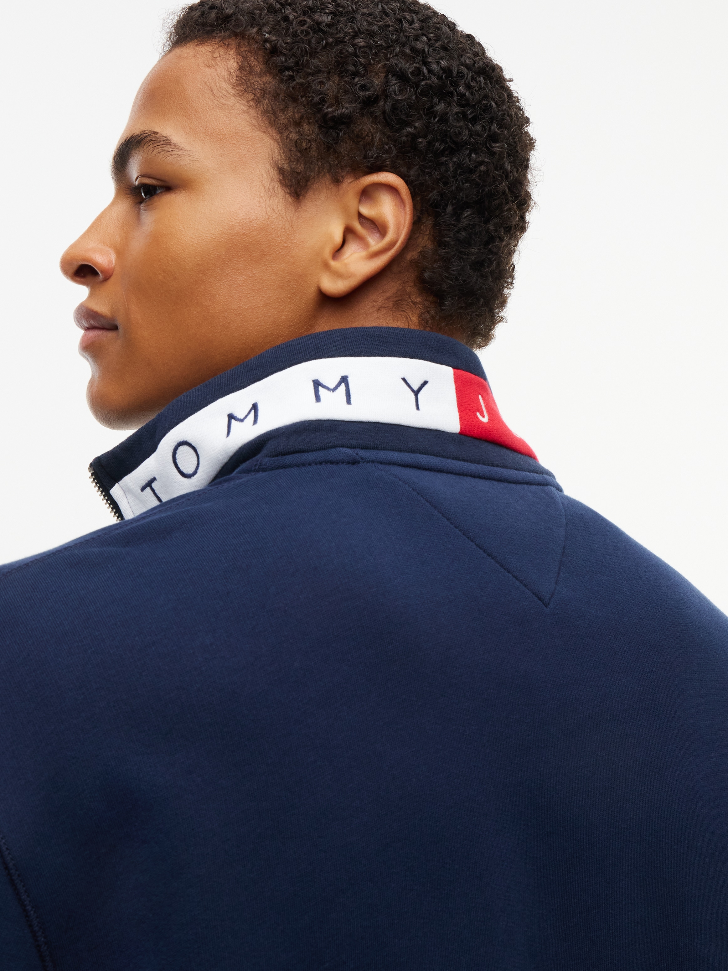 Tommy Jeans Sweatshirt »RELAXED BRANDED COLLAR«, Relaxed fit mit Troyer-Kragen
