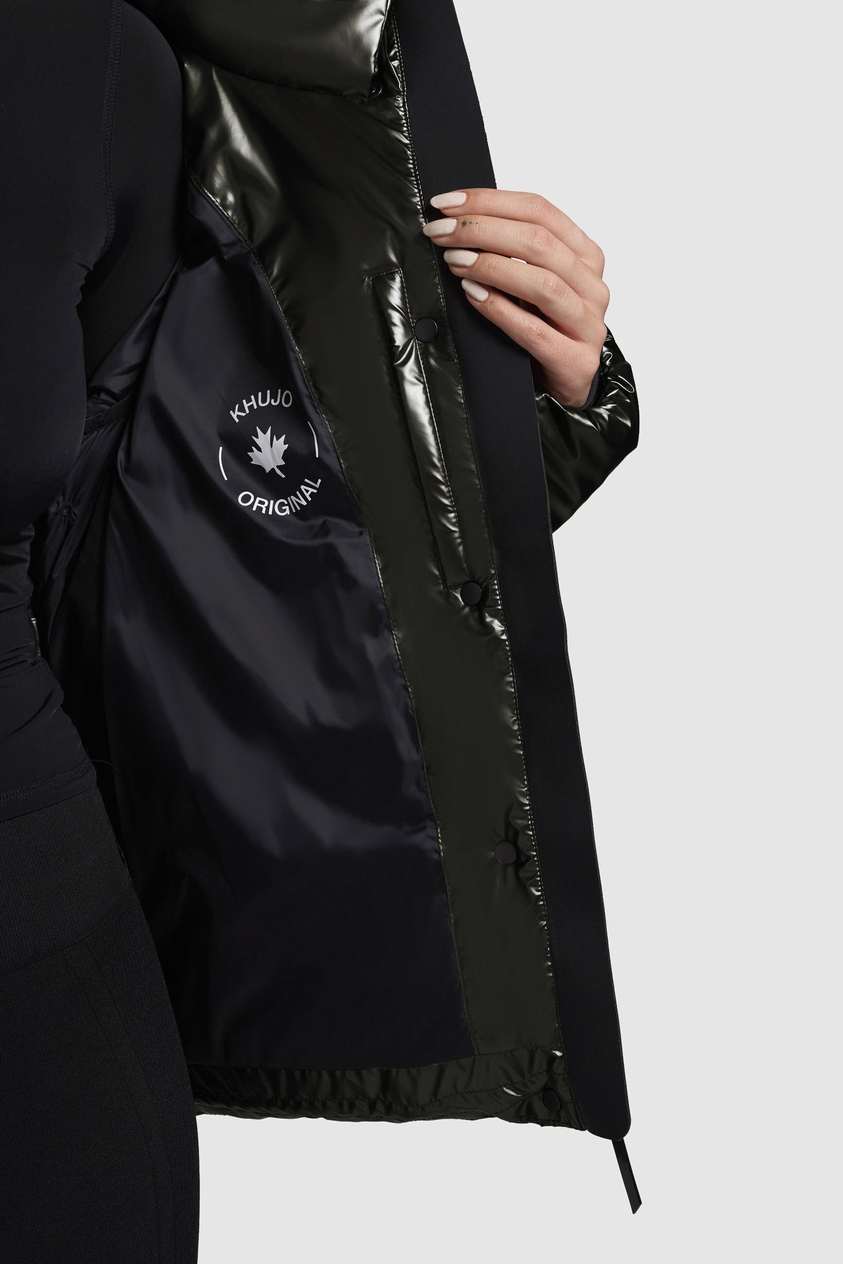 khujo Steppjacke »Rinja Shiny-YM«, ohne Kapuze, Glänzende kurze Winterjacke für Damen