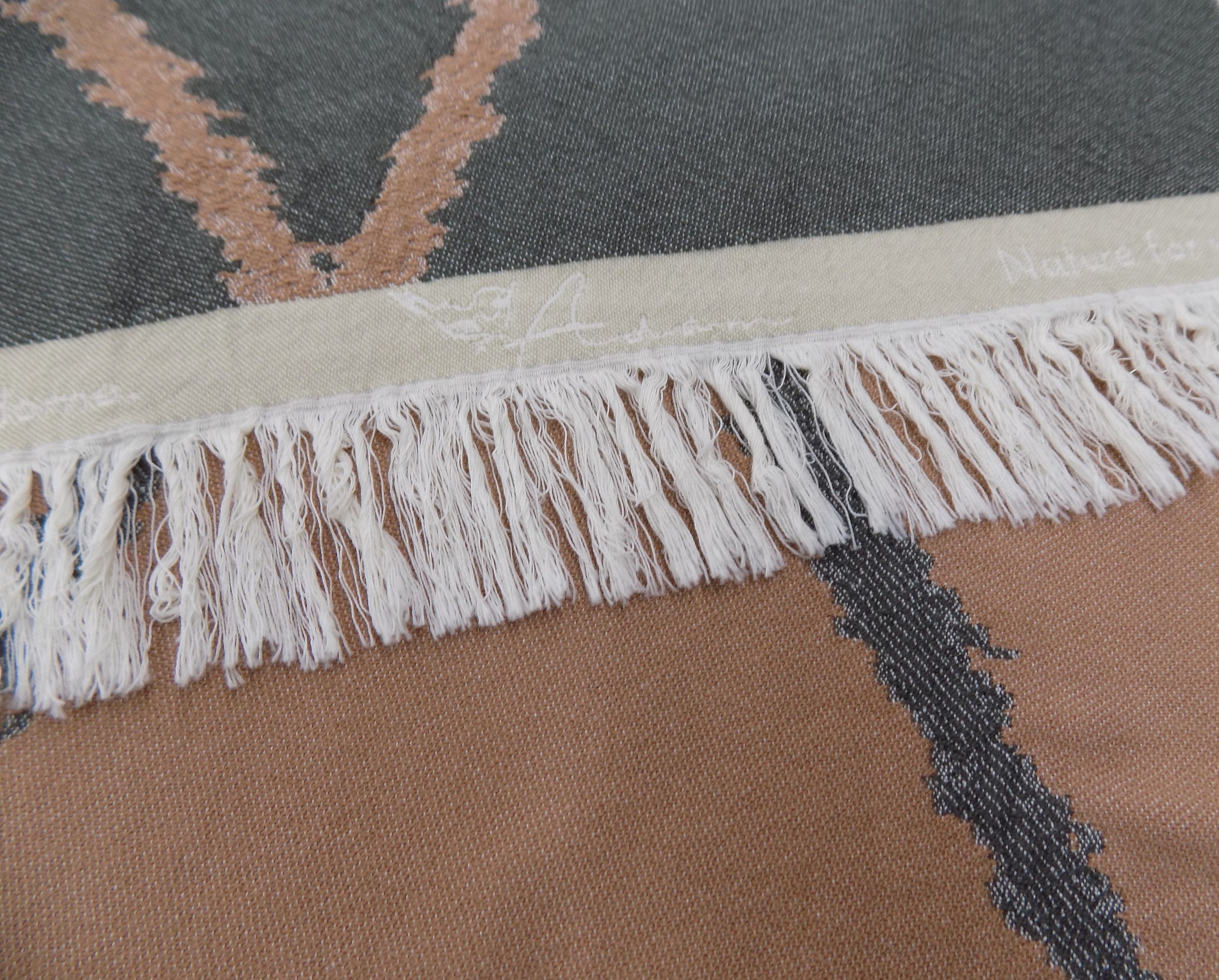 Adam Wohndecke »Casket Valdelana« mit grafischem Muster, Kuscheldecke