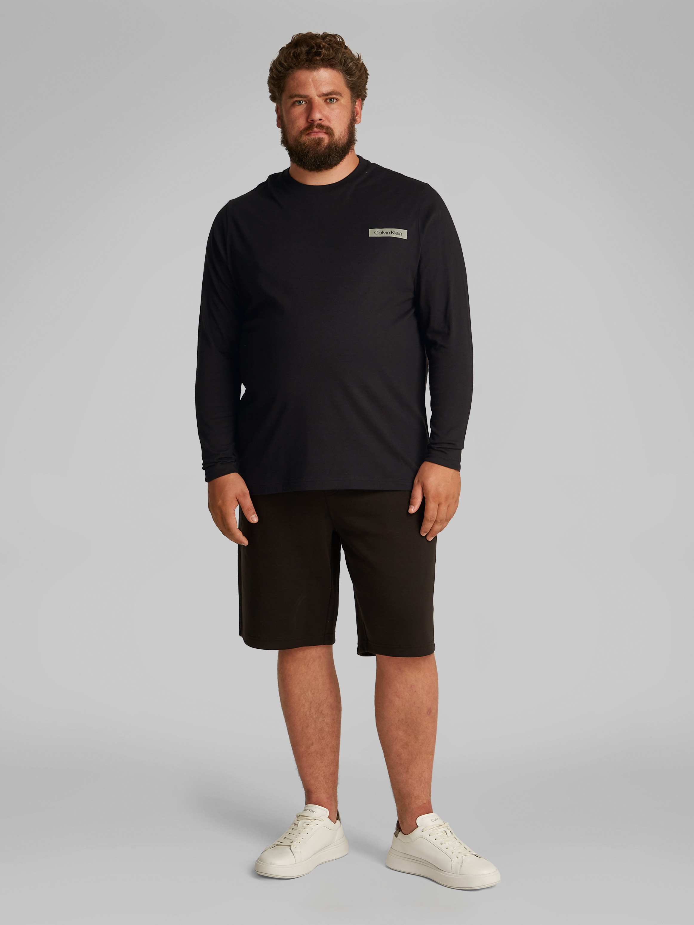 Calvin Klein Big&Tall Rundhalsshirt »BT_STACK COLOR BLOCK LS T-SHIRT«, in Großen Größen mit Logoprint