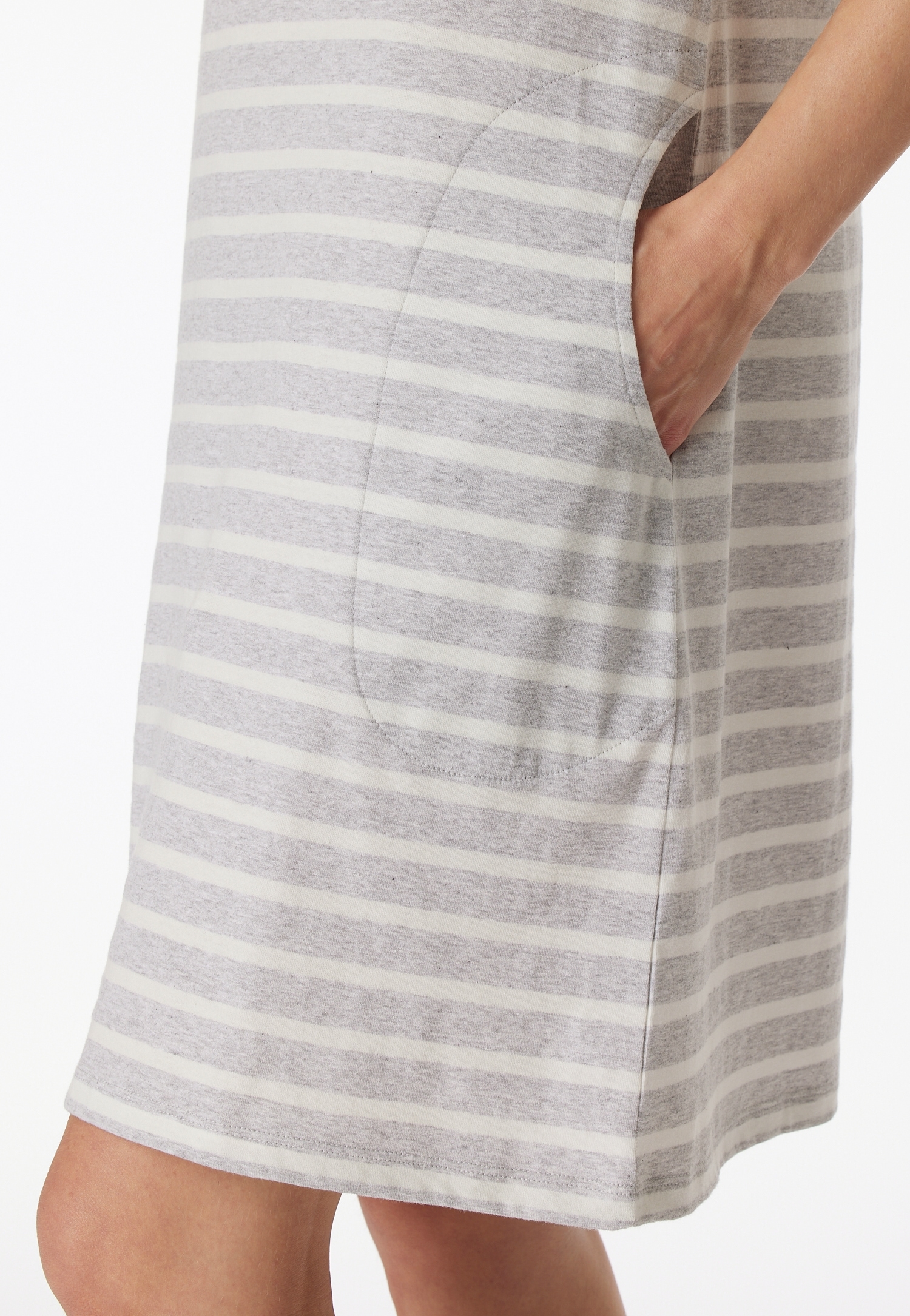 Schiesser Nachthemd »"Casual Essentials"«, mit garngefärbten Streifen und sportlichen Taschen